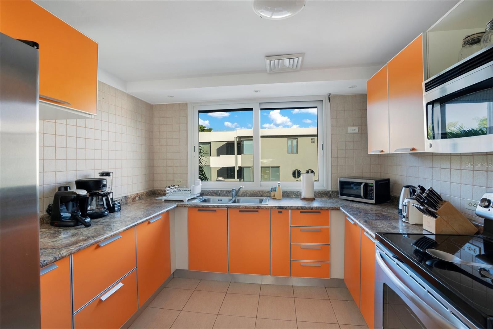 2008 España St Property Photo 26