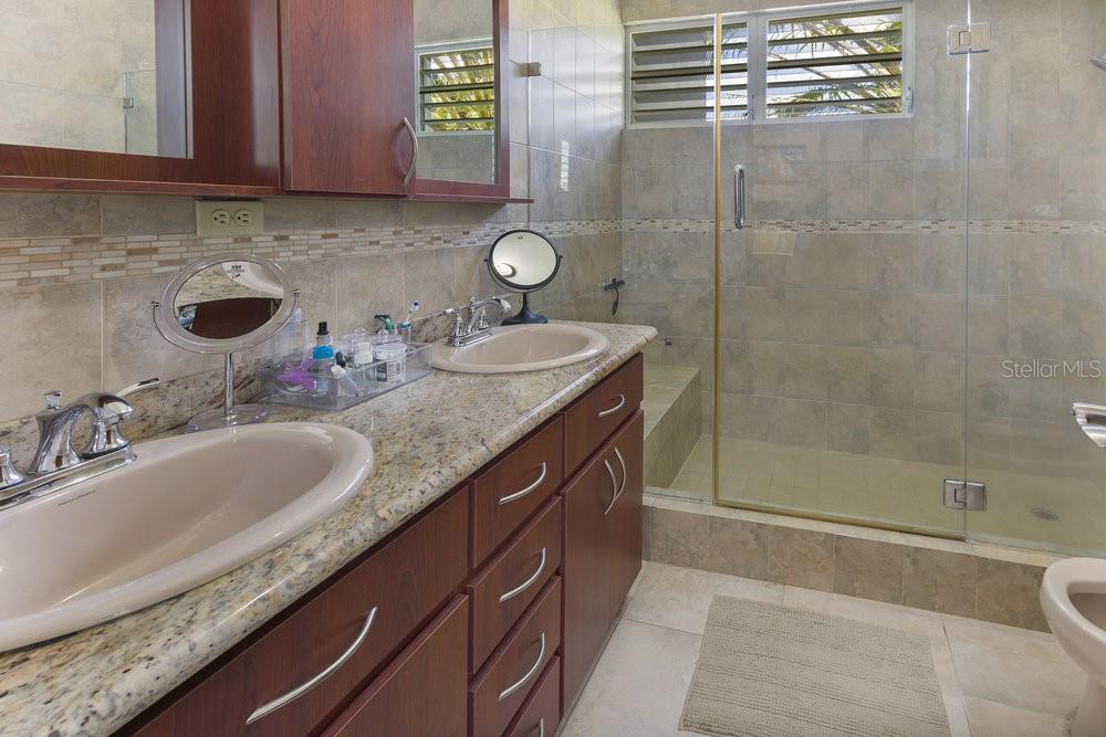 Km. 1.8 Carr. 422 Bo. Capa Sector Bosques Property Photo 14