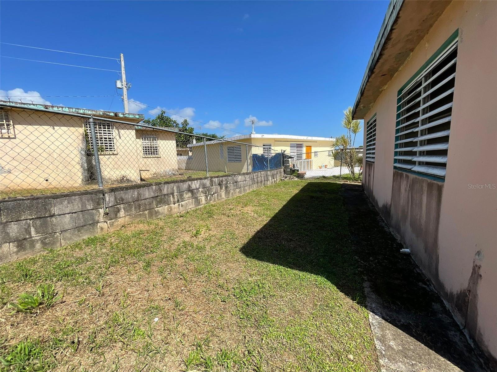 Calle 4 Barrio El Mango Property Photo 12