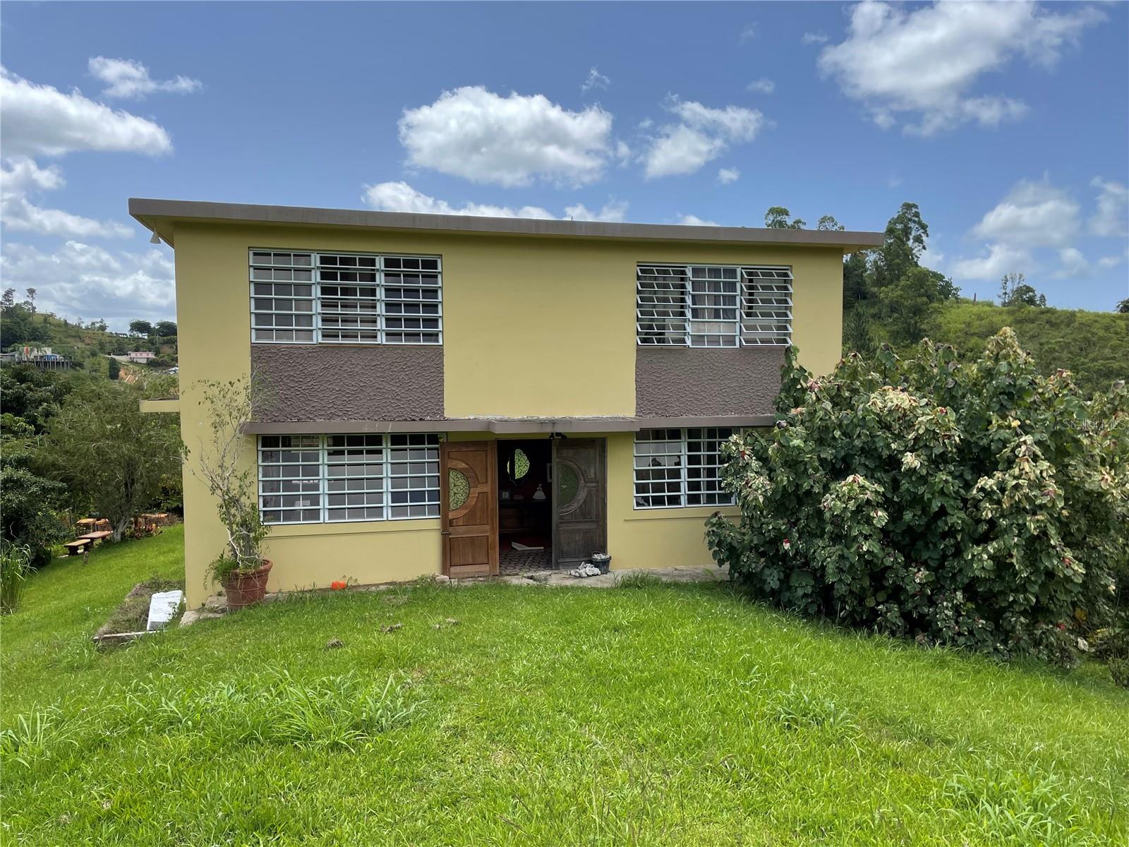 7780 Carr Property Photo