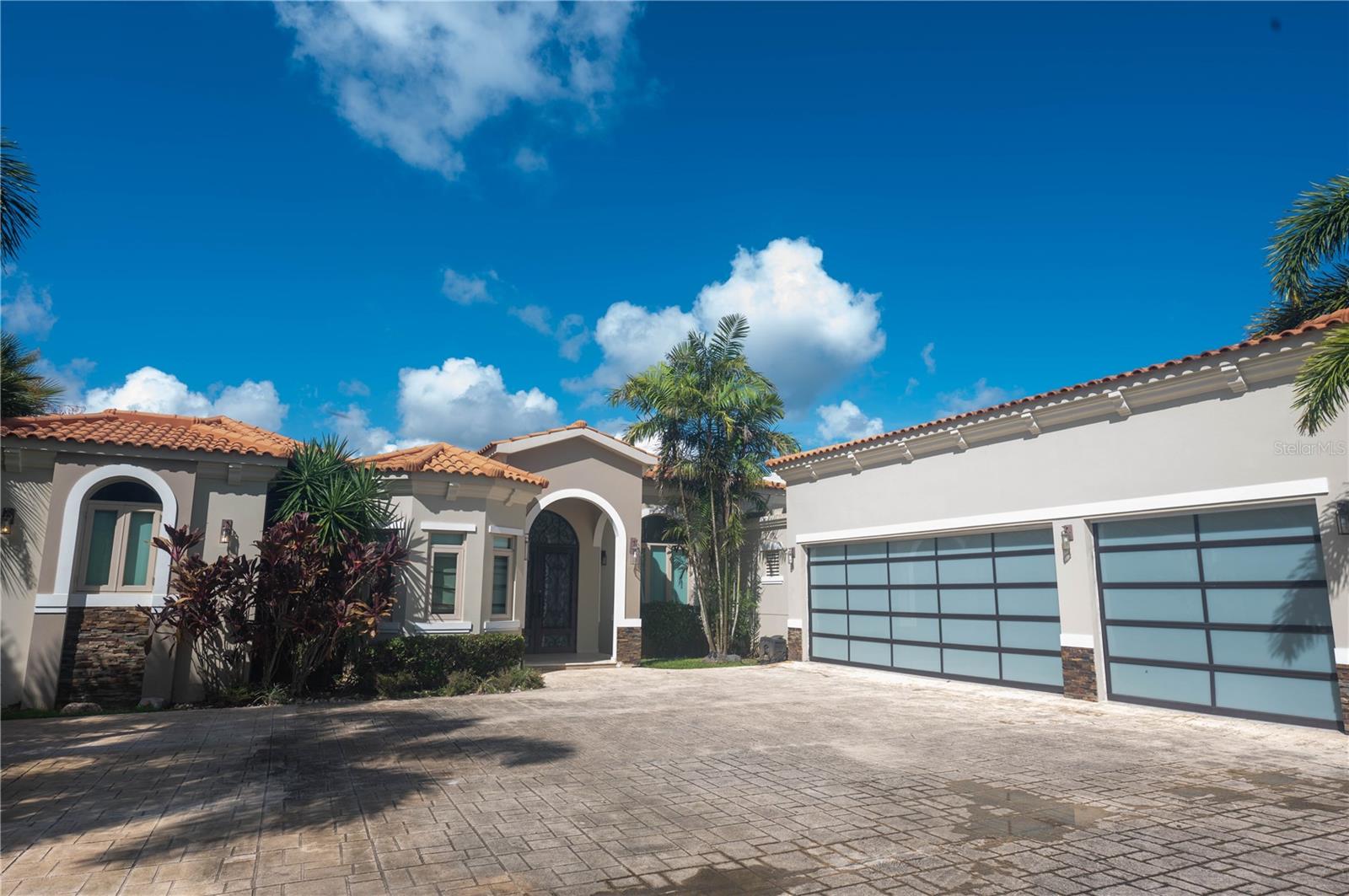 Carr 723 Km Urb. Praderas #b17 Property Photo 1