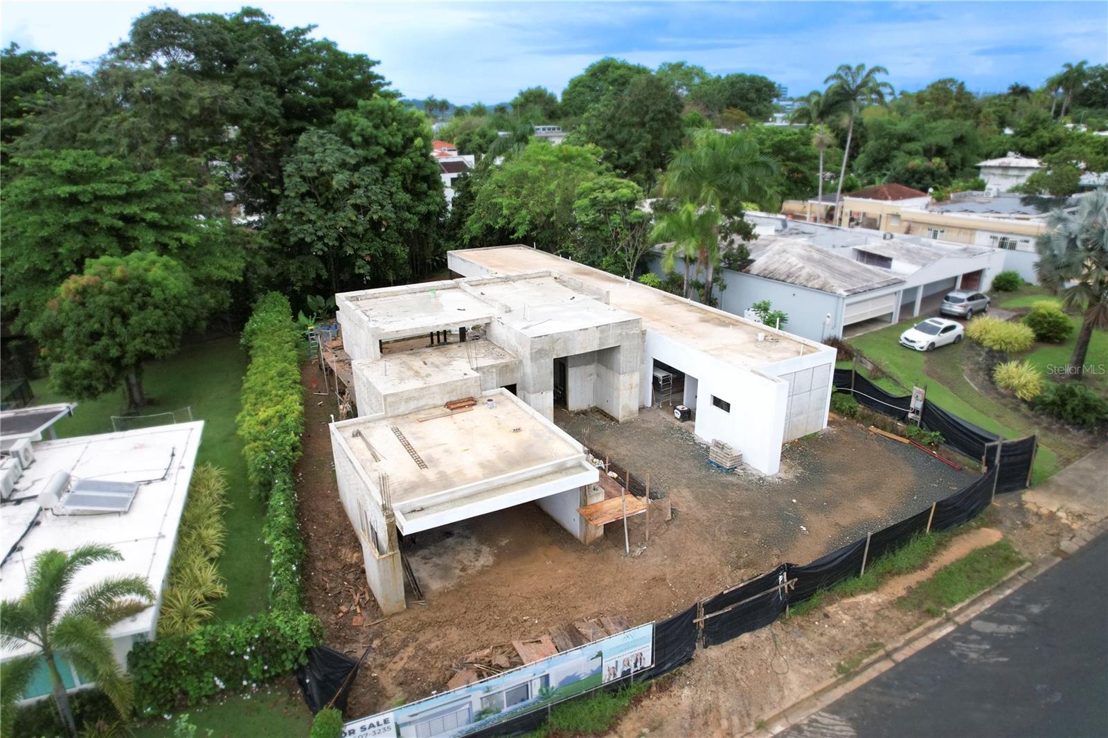 137 Violeta Property Photo