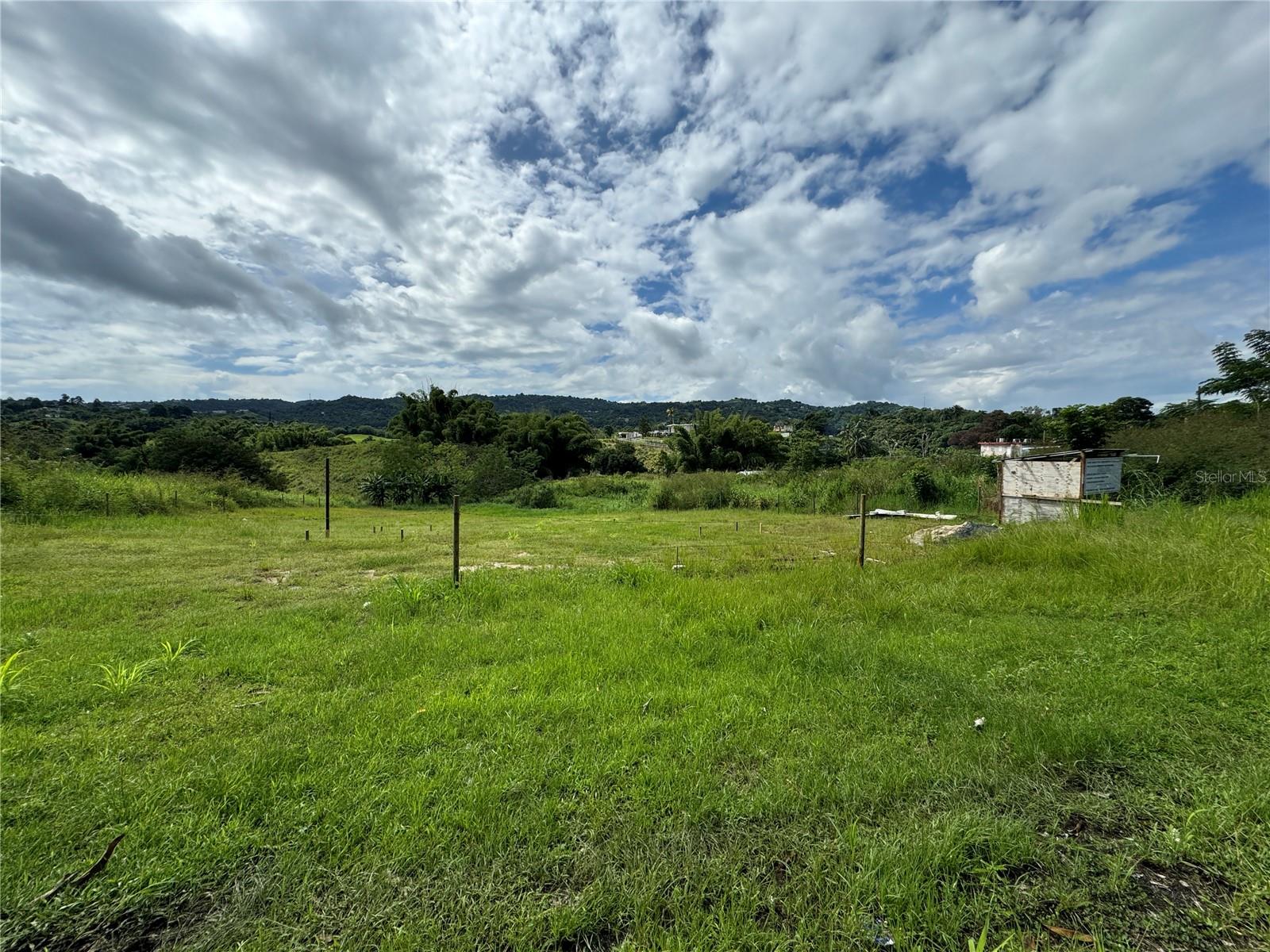 Valenciano Arriba Property Photo 8