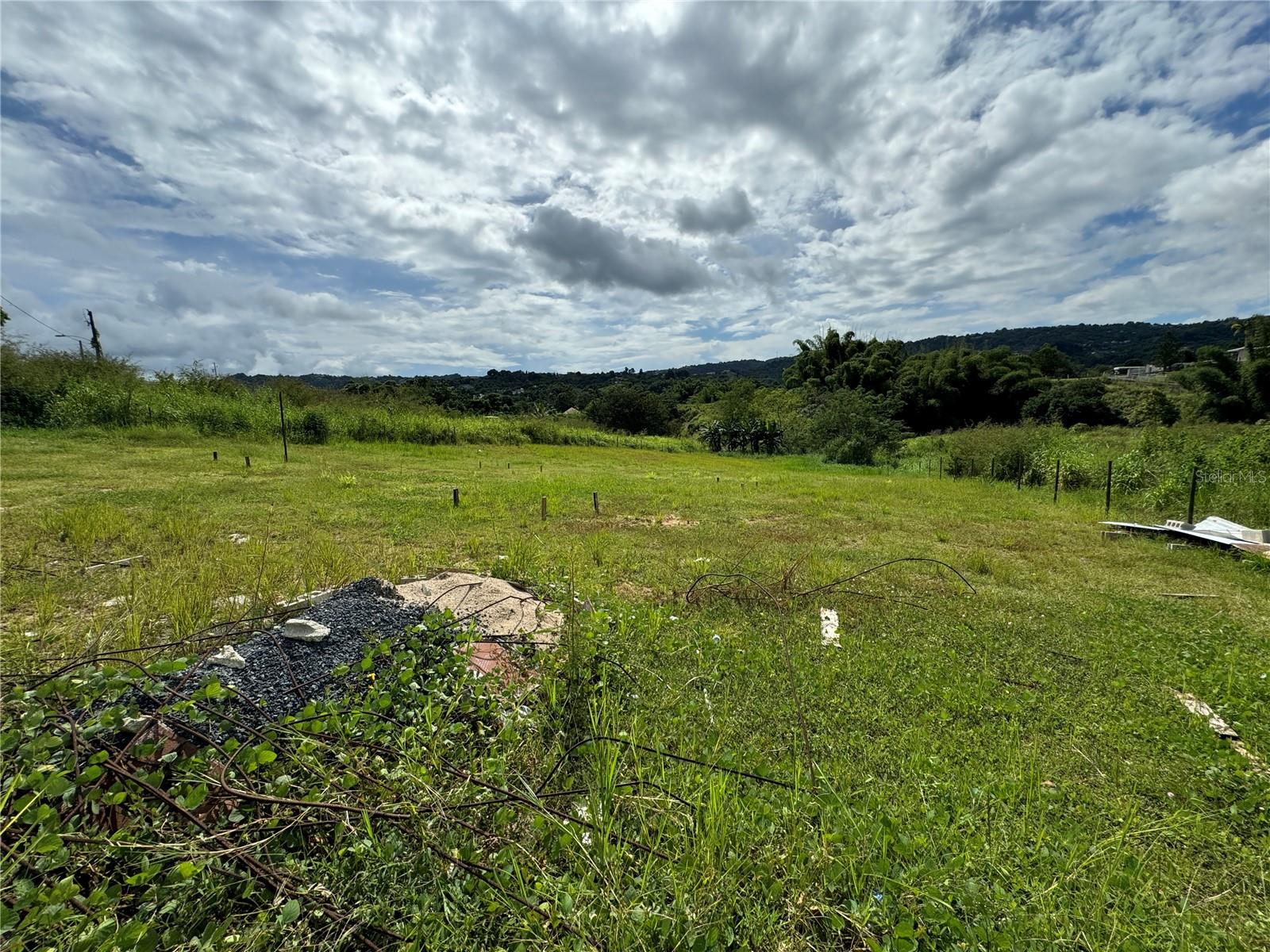 Valenciano Arriba Property Photo 10