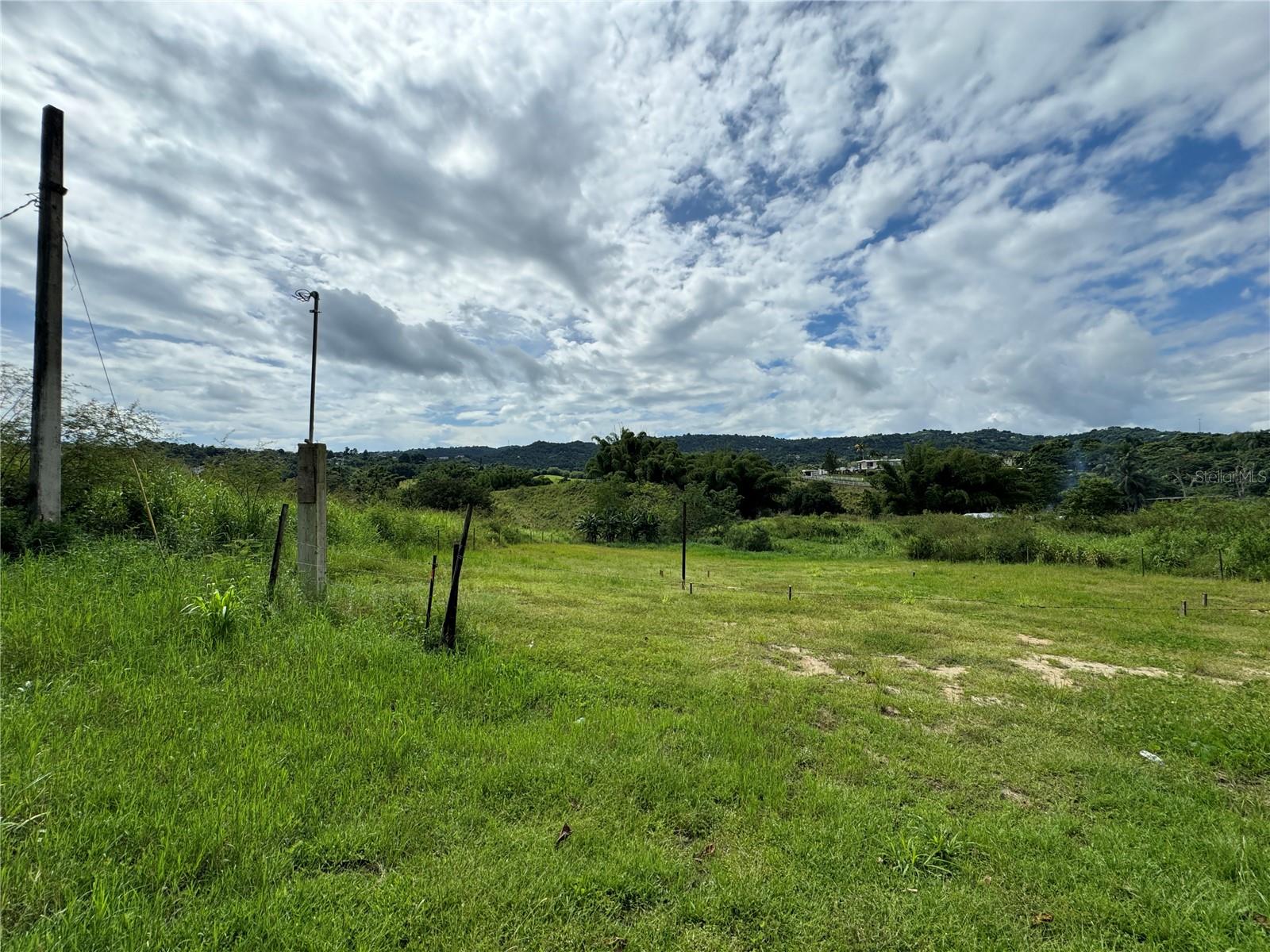 Valenciano Arriba Property Photo 21