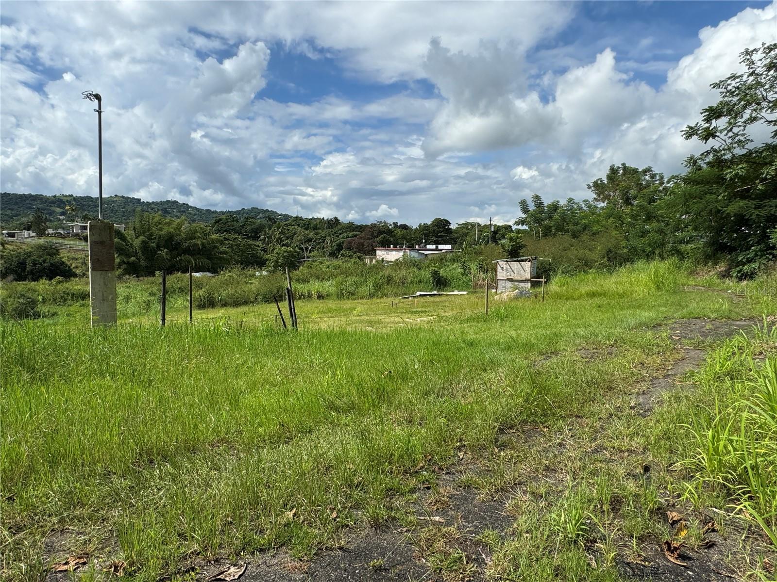Valenciano Arriba Property Photo 22