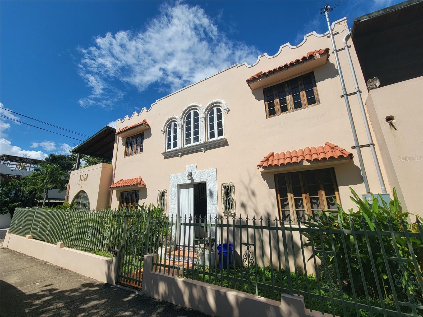 24 Santa Cecilia St Property Photo 1