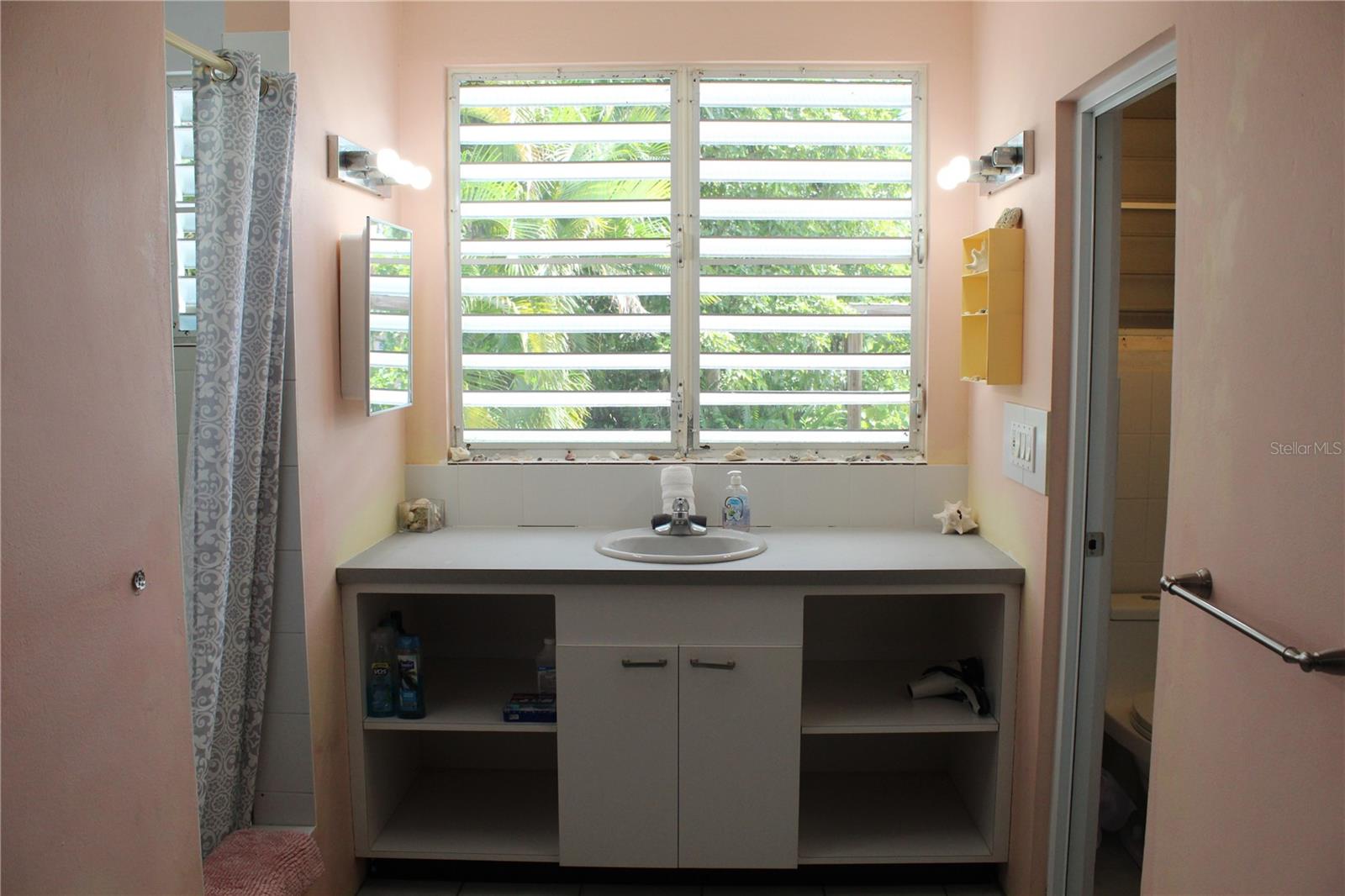 236 Acacia Property Photo 23