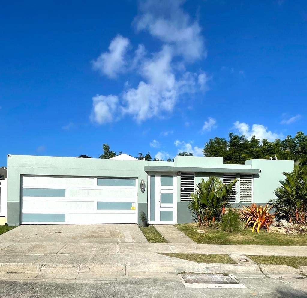 234 Zumbador Property Photo 1