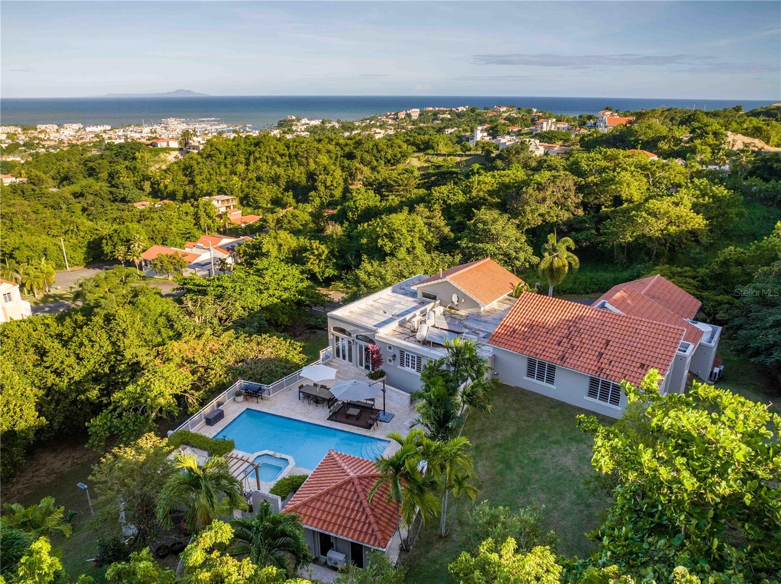 23 Harbour Lights Dr Property Photo