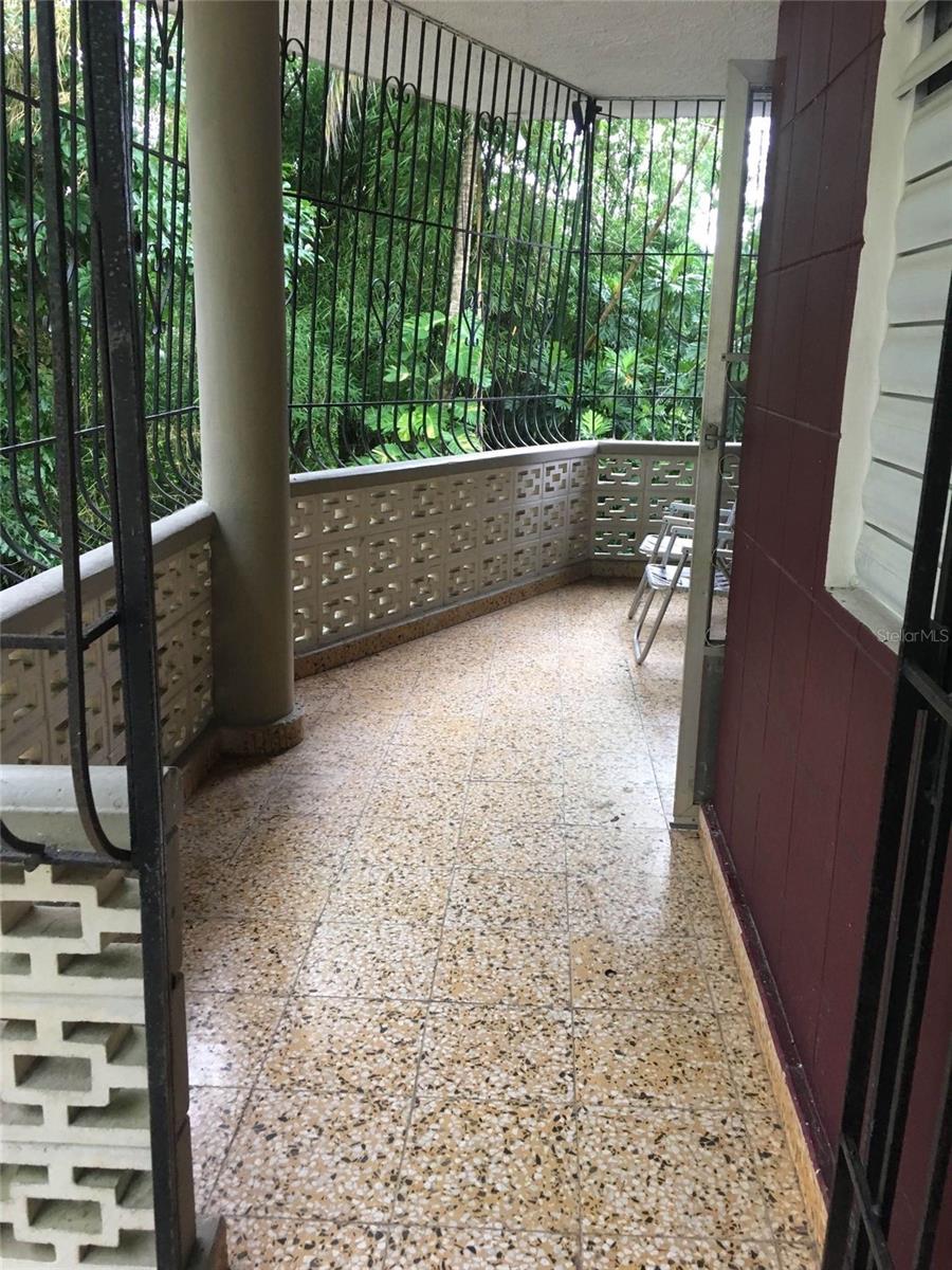 352 Barrio Quemado Property Photo 8