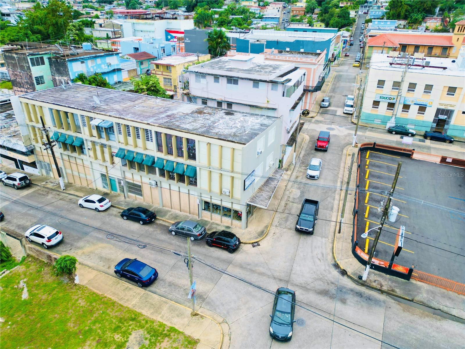 St. Candelaria Cond. Mayaguez #2 Property Photo 4