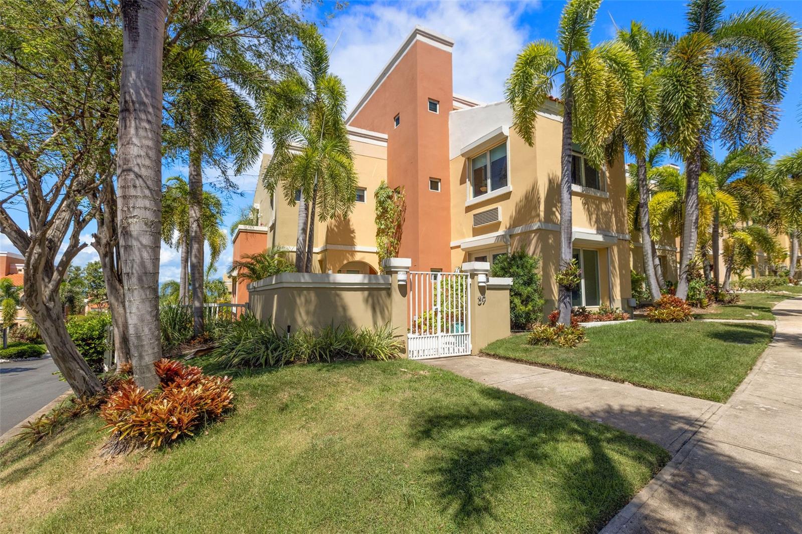 90 Candelero Drive #39 Property Photo