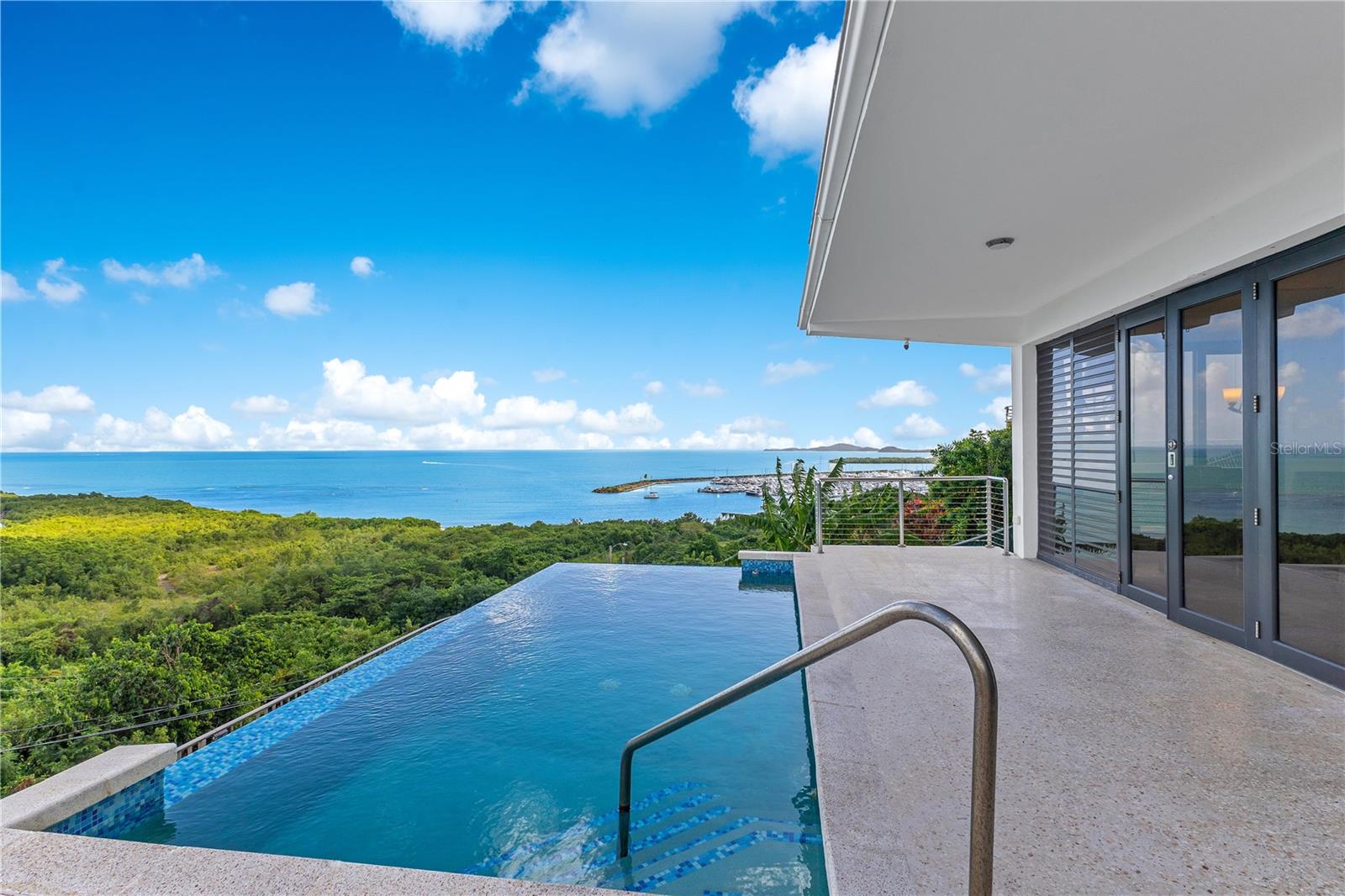 Felipe Ii St. Las Gaviotas #c-41 Property Photo 1