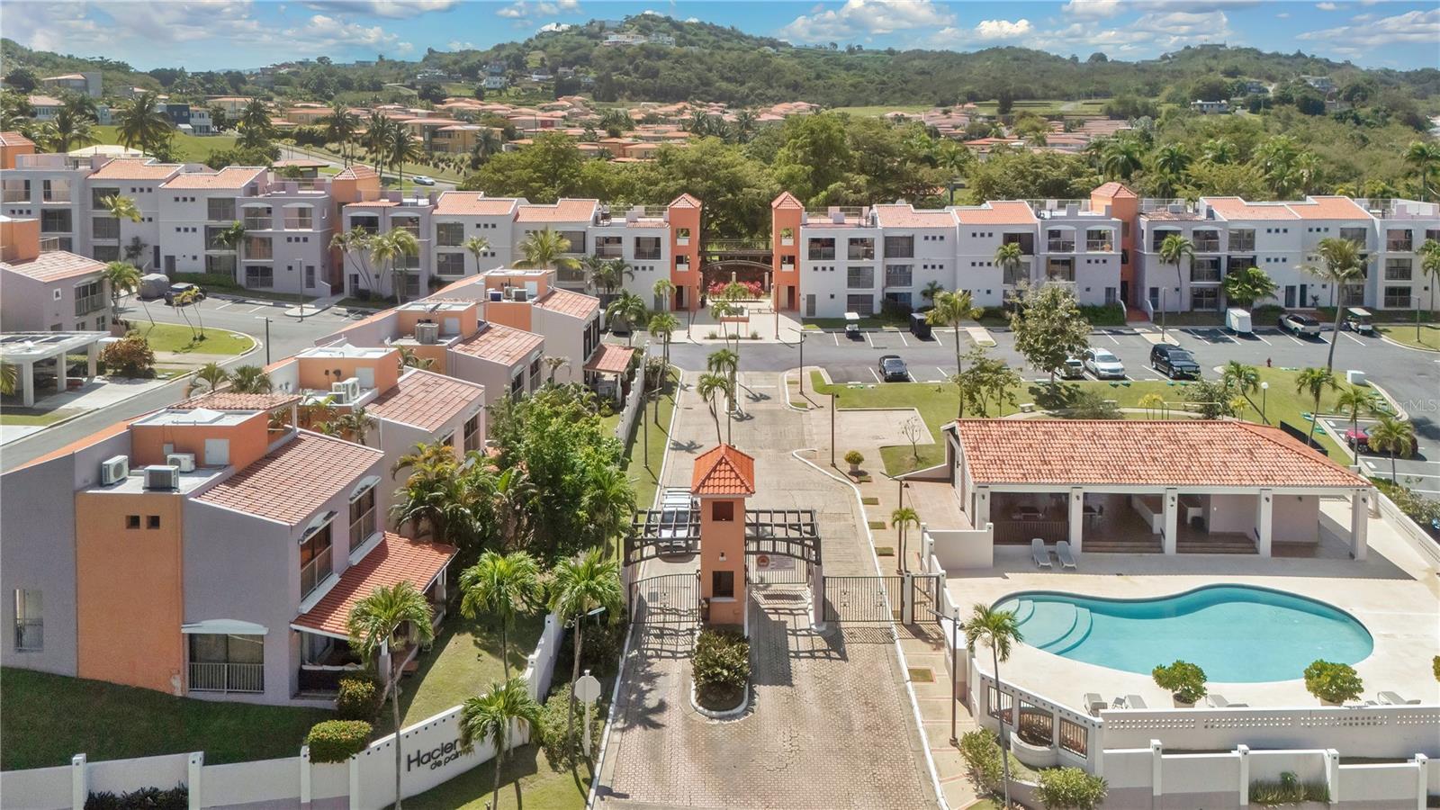 102 Hacienda De Palmas Property Photo