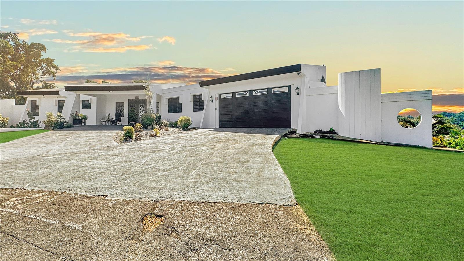 . Domingo Ruiz Ward, Palache El Cerro Sector Property Photo