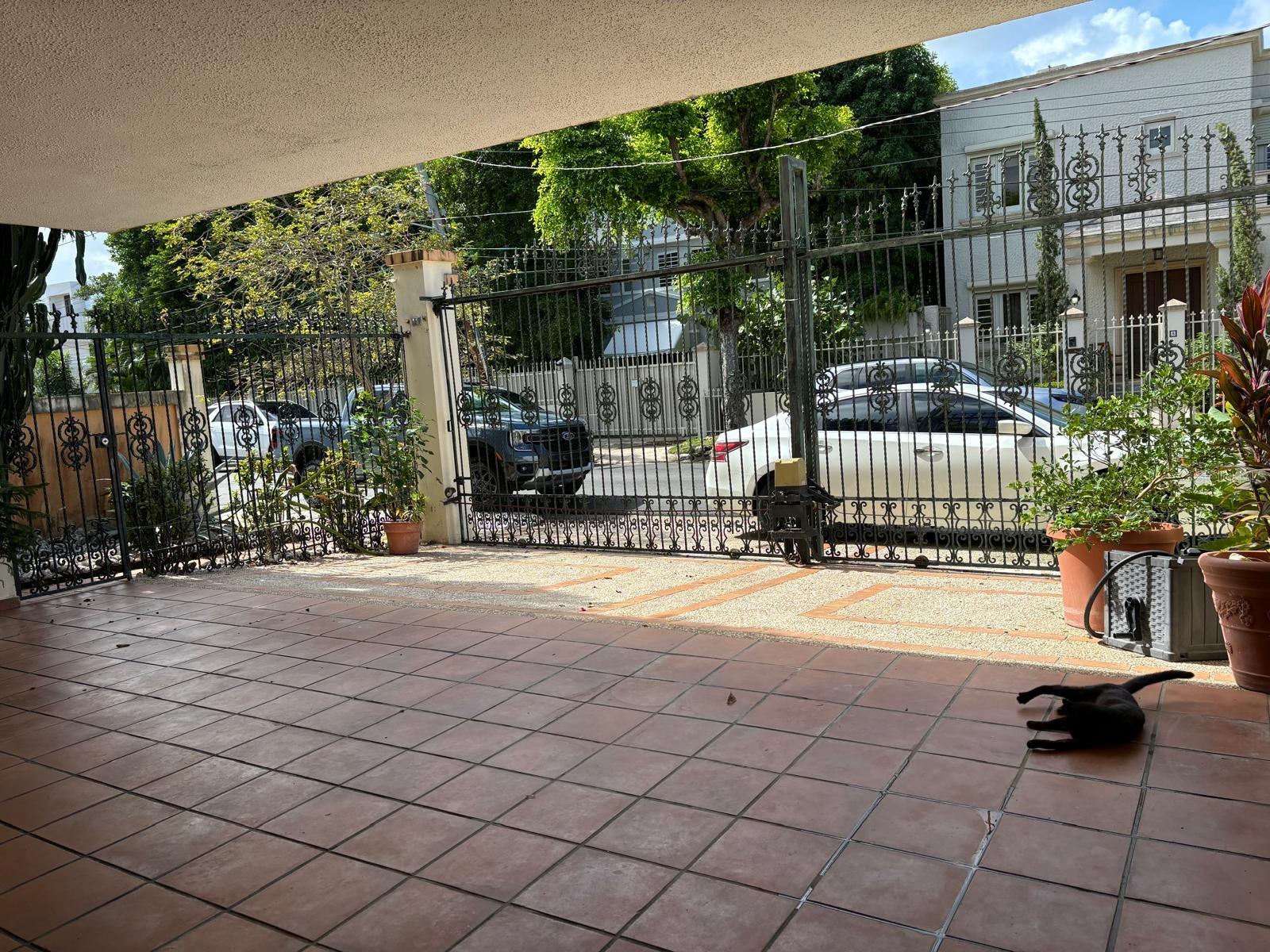 #11 Buacare St. Property Photo 2