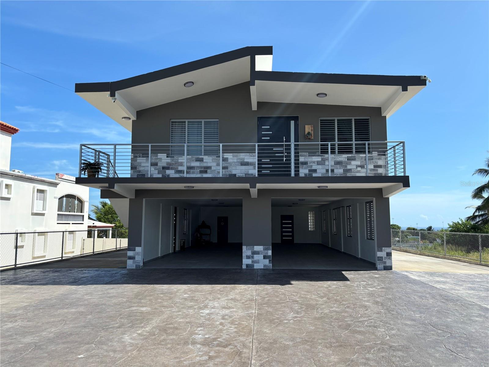 1000-1005 Calle Venus Property Photo 1