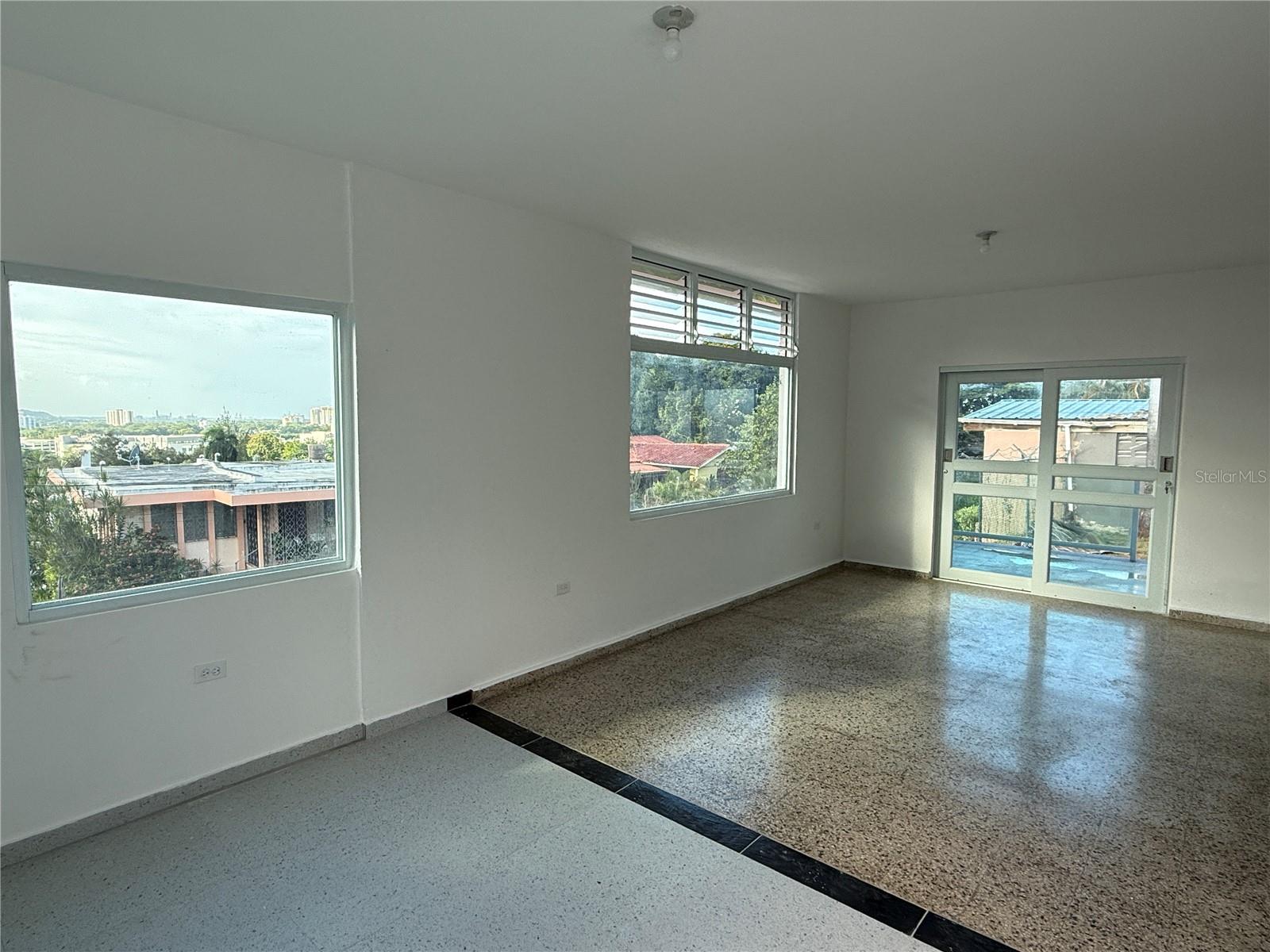 PR9111327 Property Photo 6