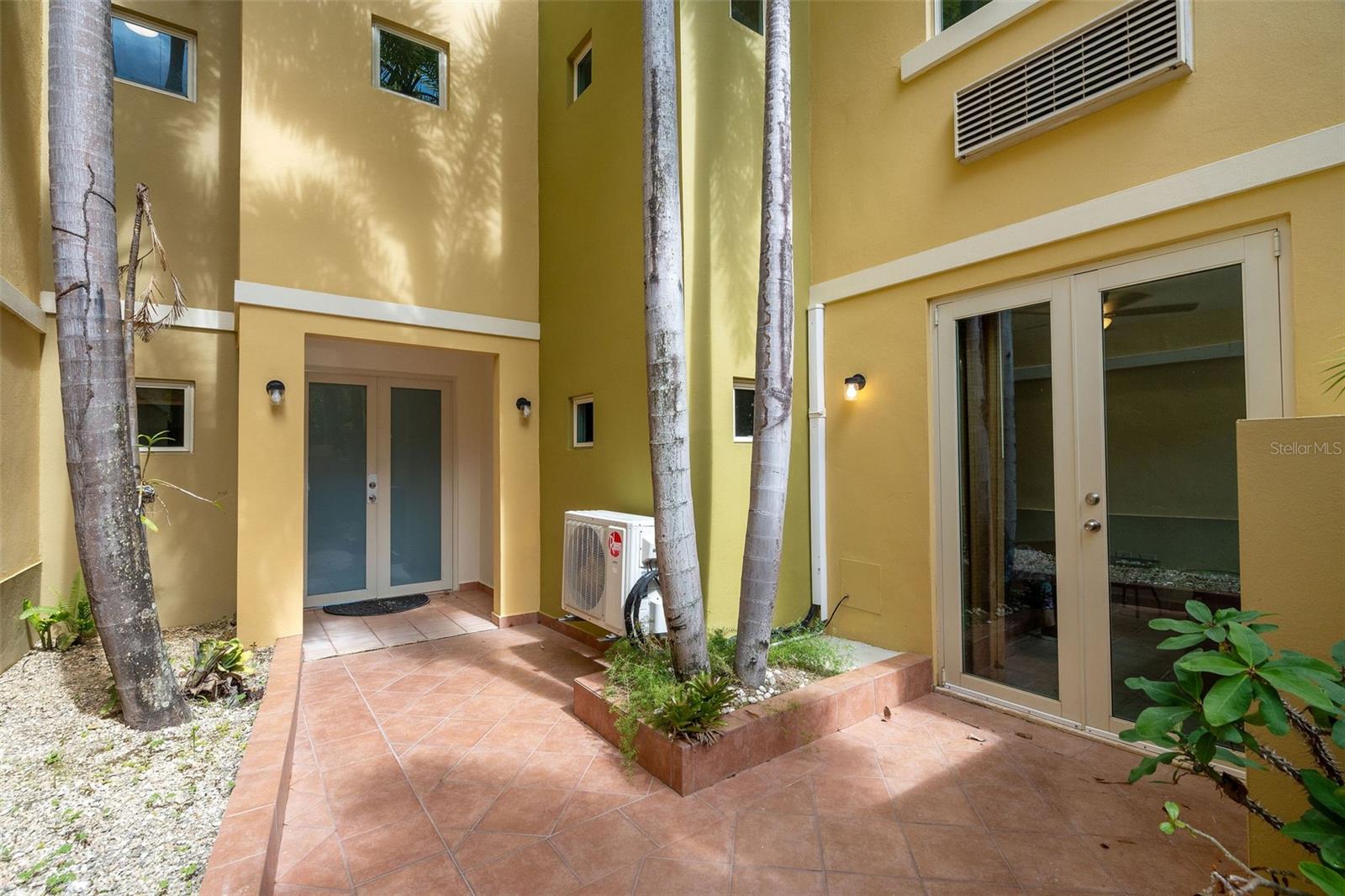 90 Candelero Drive #13 Property Photo 4