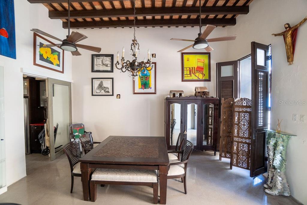 64 Calle De San Francisco Property Photo 4