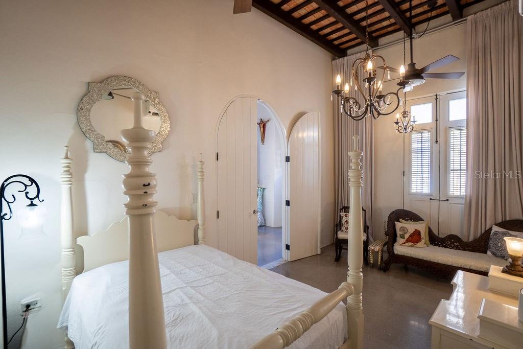 64 Calle De San Francisco Property Photo 11