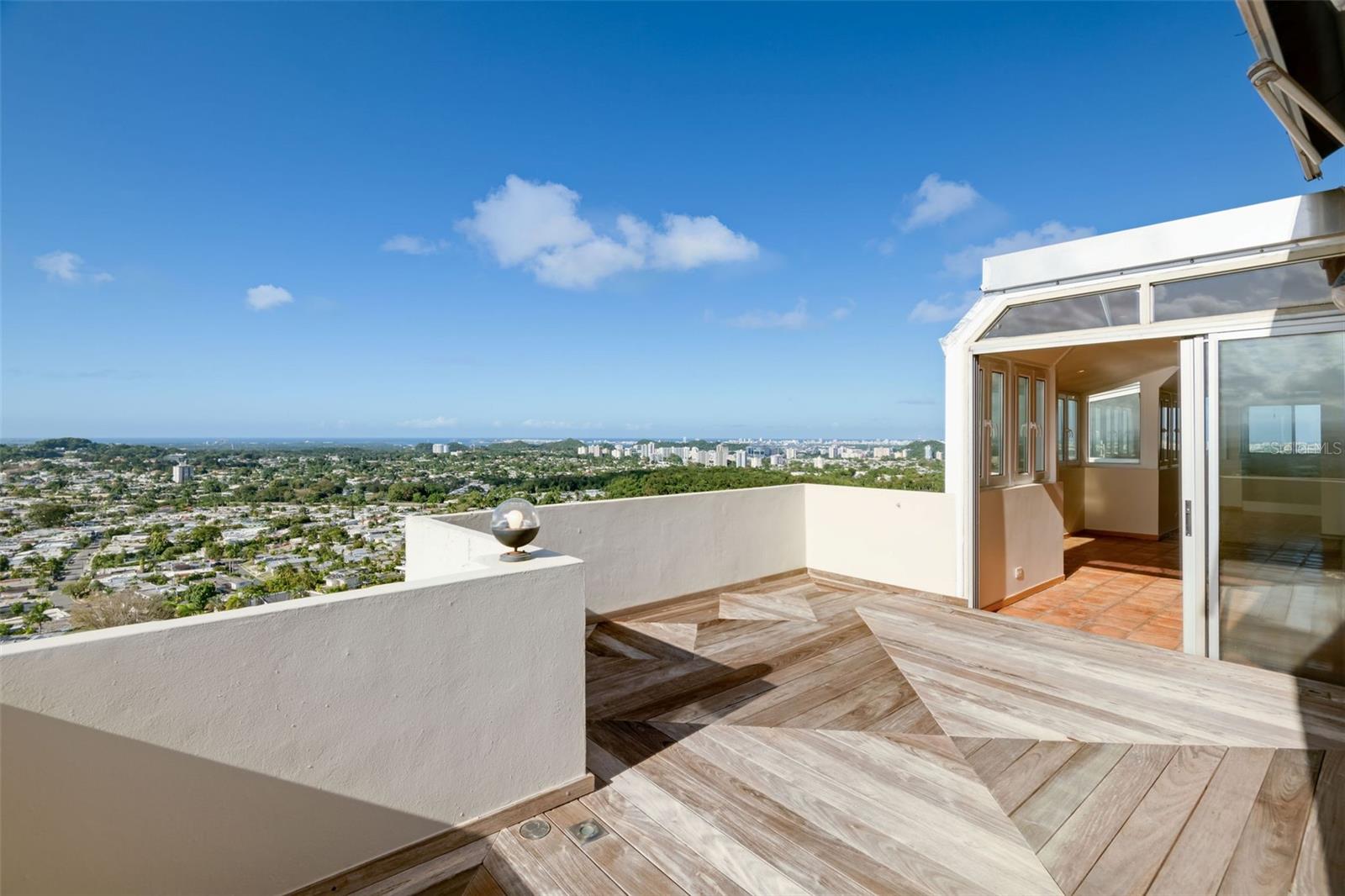 2 Altavista #ph A Property Photo