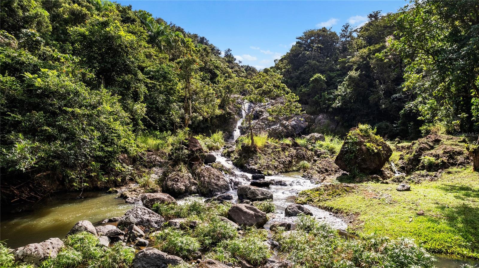 Hacienda Cascada Property Photo 12