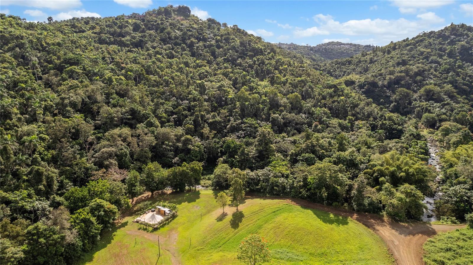 Hacienda Cascada Property Photo 16