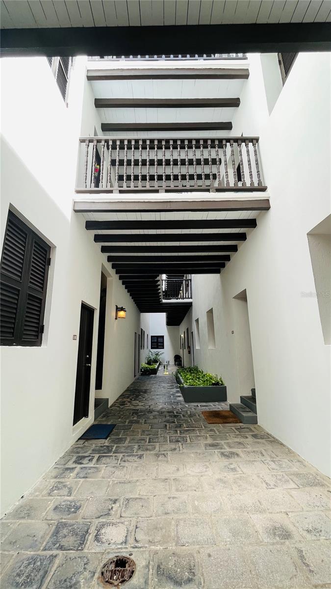 250 C. De San Sebastian Property Photo