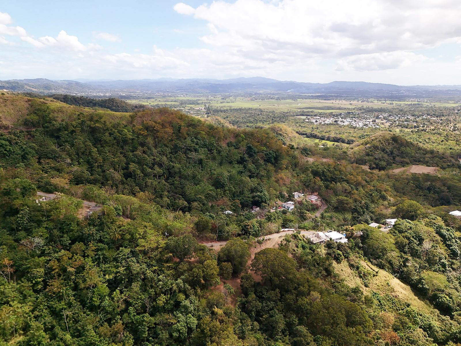 Ent La Ferrar Property Photo 8