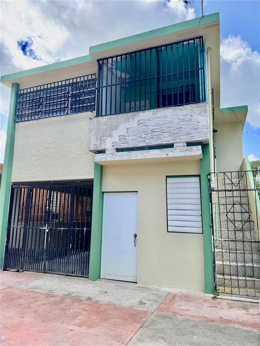 10, Las Flores Street Pueblo Ward Property Photo