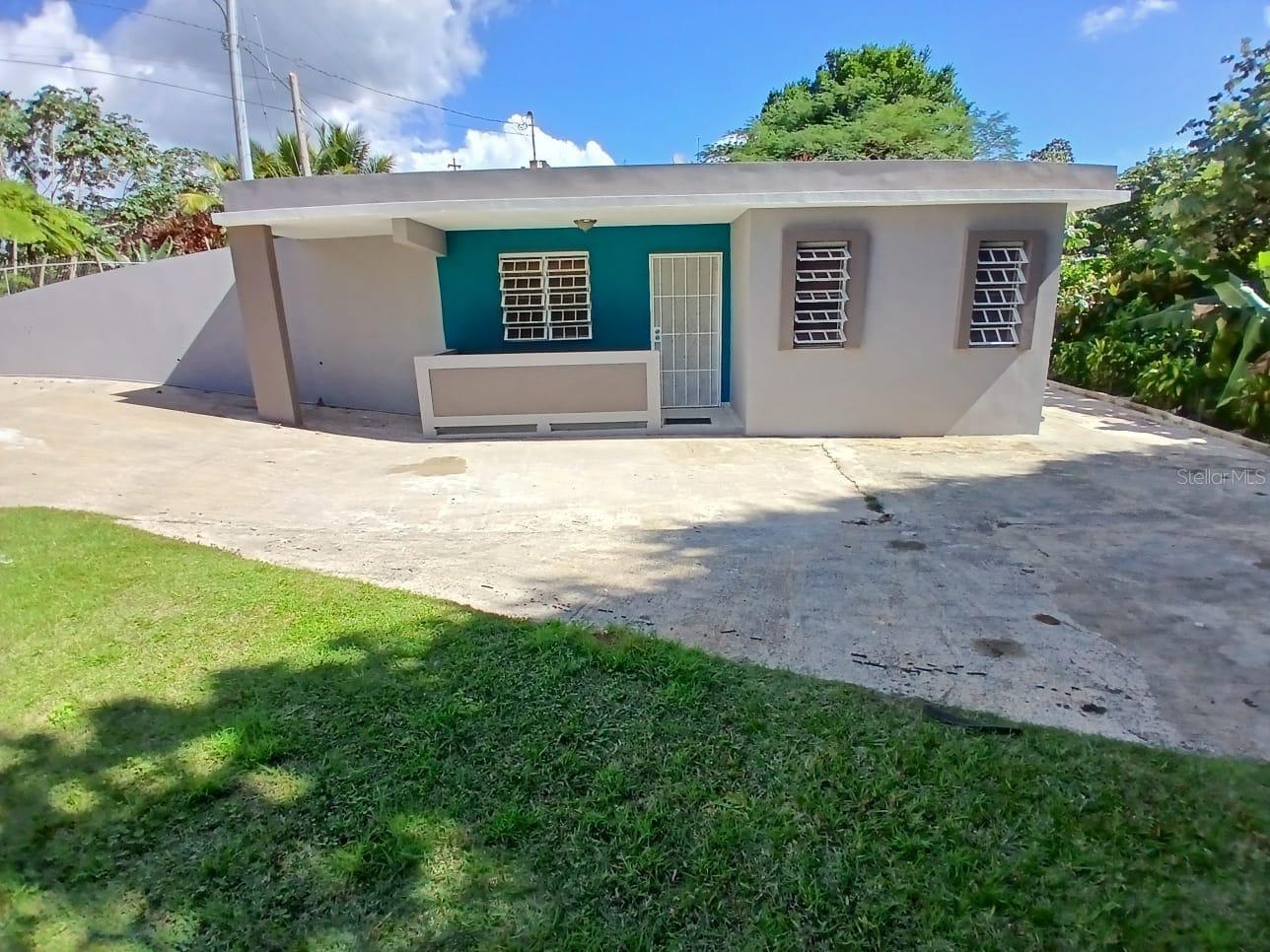 00611 Real Estate Listings Main Image