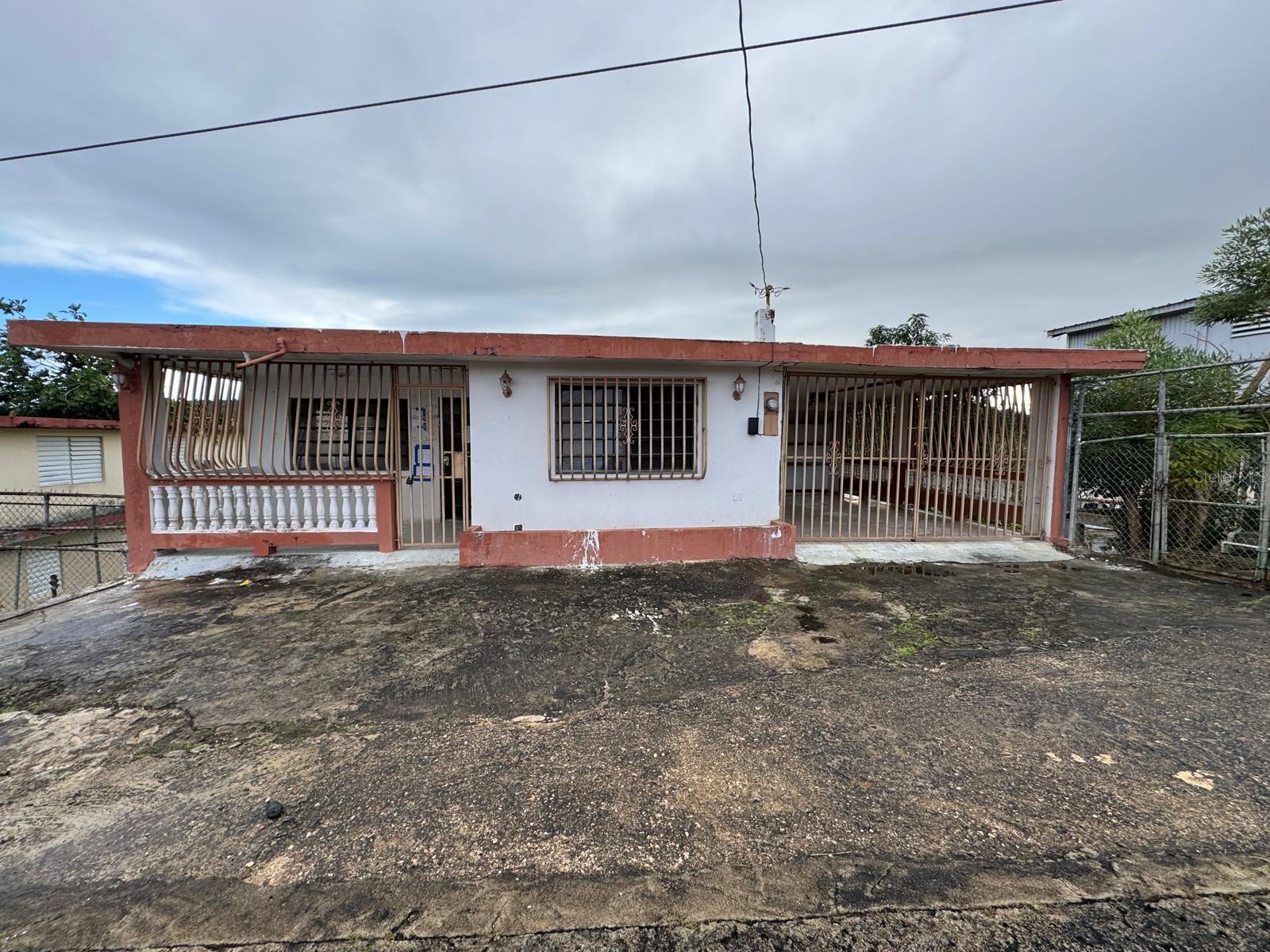 P2400gh 14 St. Candal Comm, Zarzal #60-c Property Photo