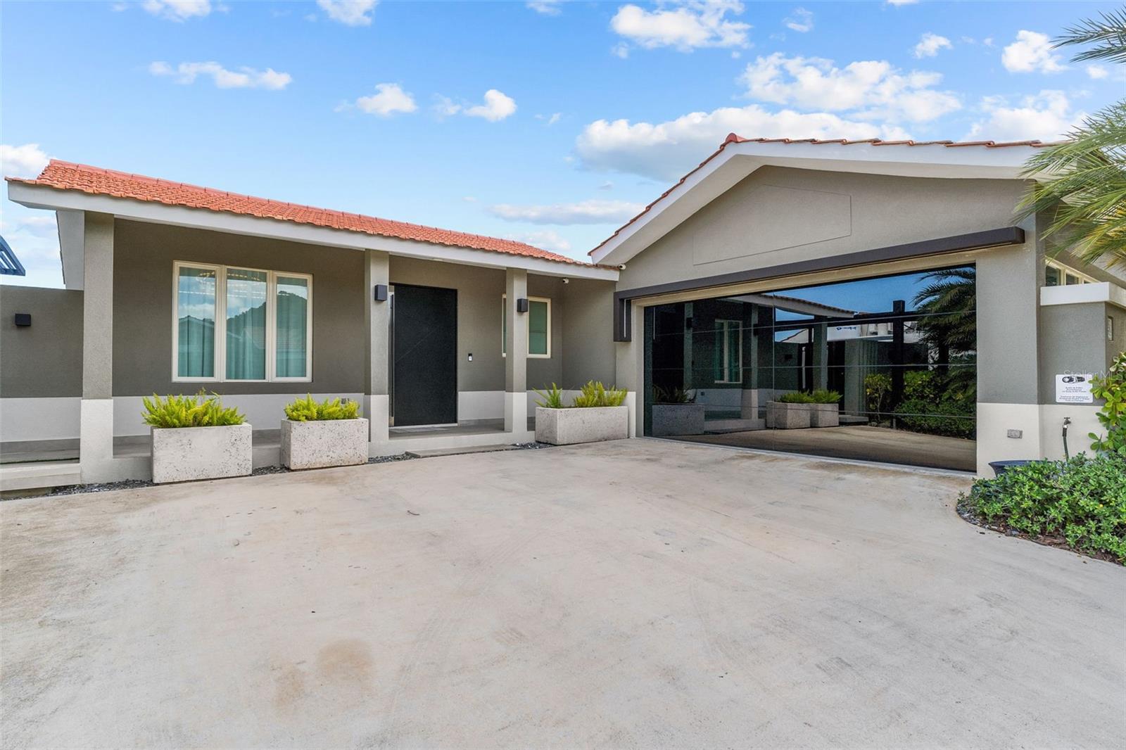 633 Corredor Del Lago, Sabanera Property Photo