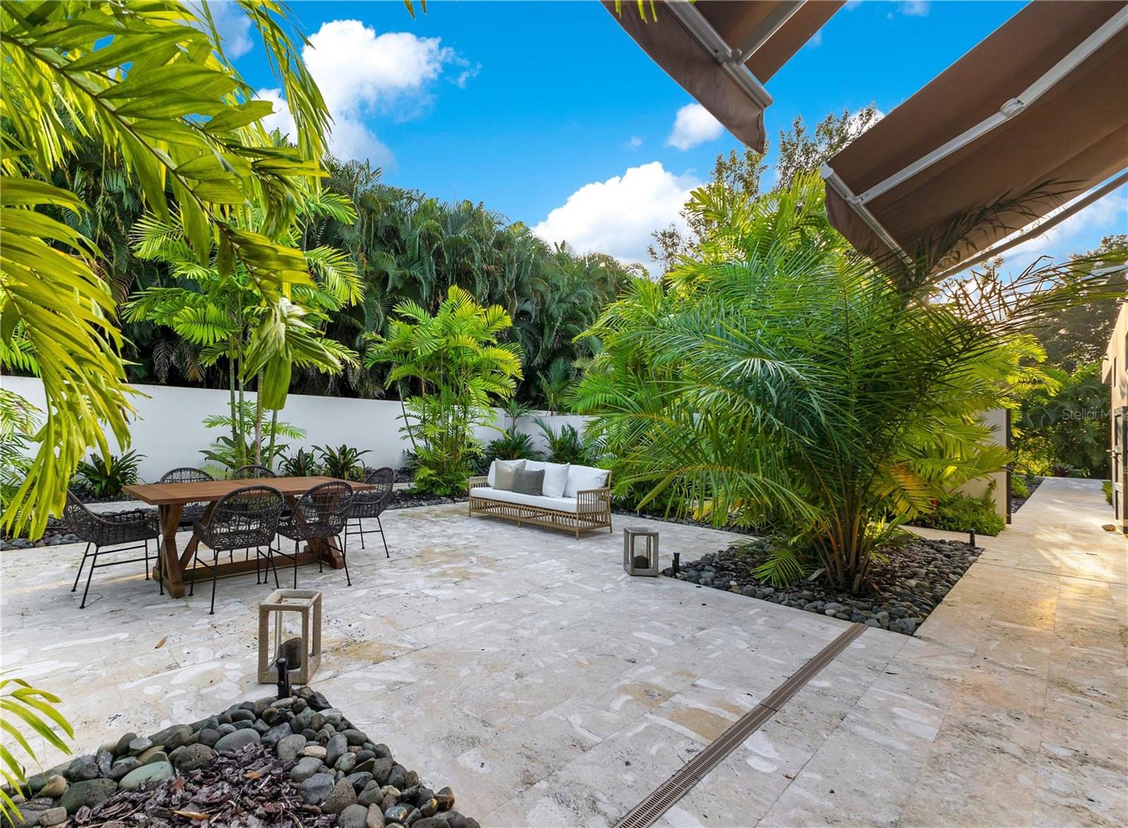 17 Dorado Beach Estates Property Photo 47