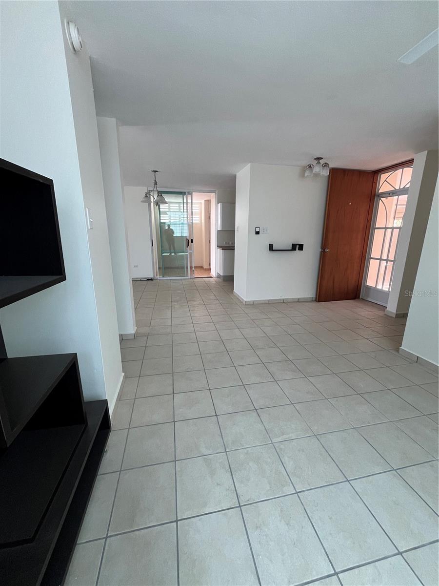 Paseo De Los Artesanos Calle Bernardo Sanchez #56 Property Photo 15