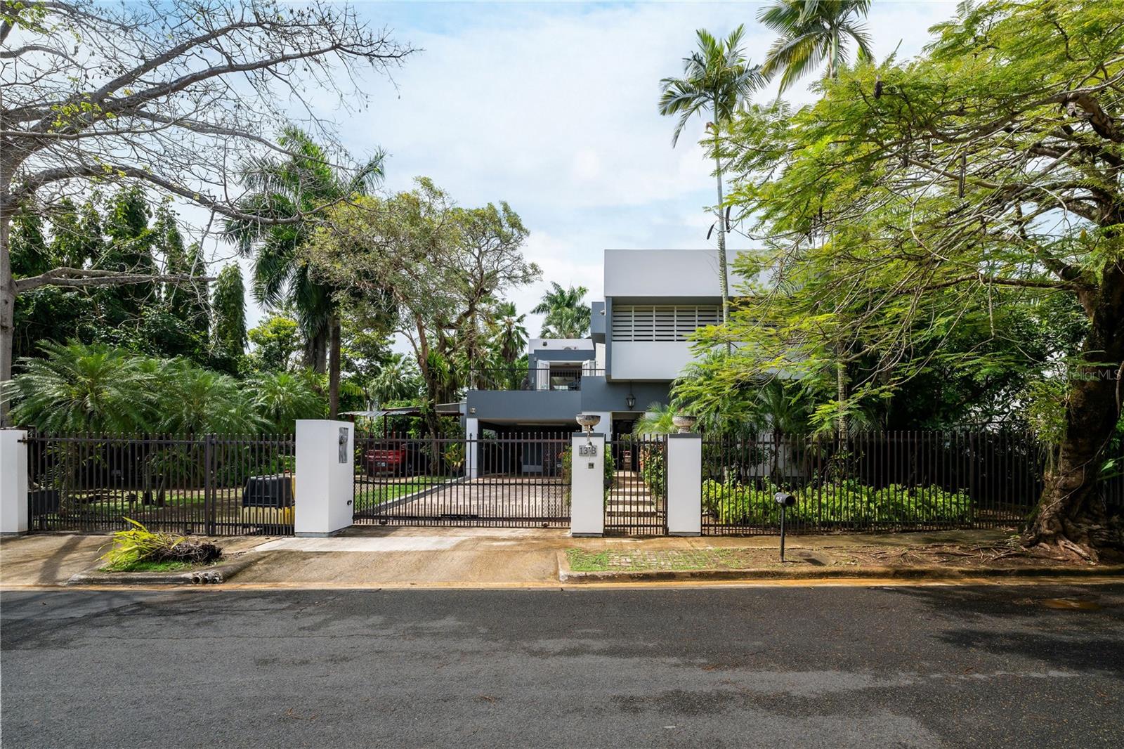 13 Pedrosa St. Garden Hills Property Photo