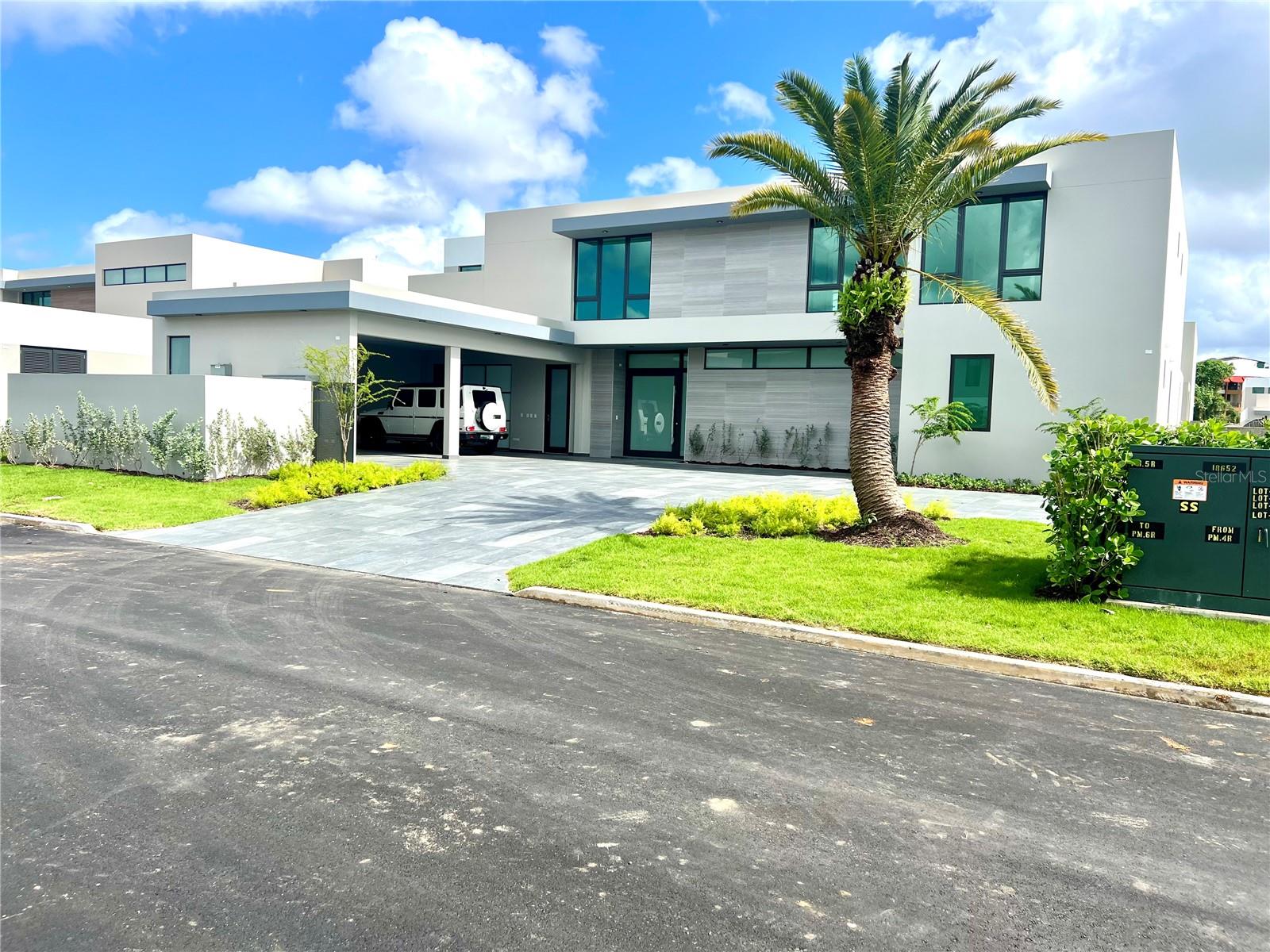 22 White Sands Property Photo