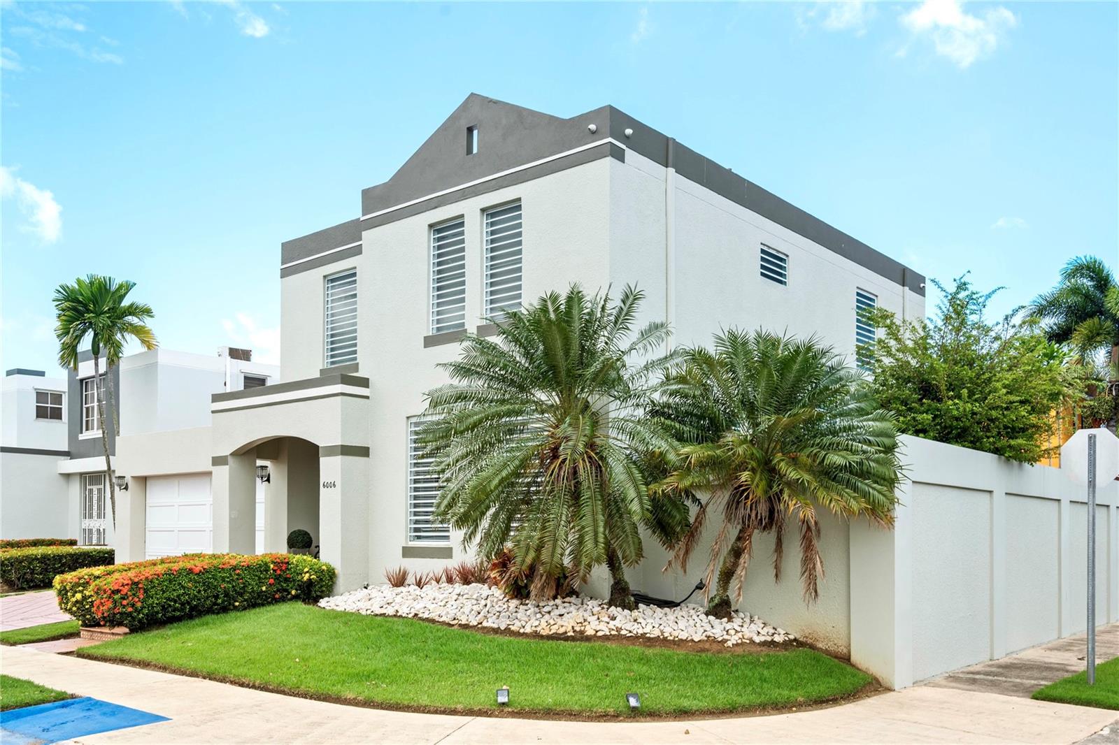 00951 Real Estate Listings Main Image