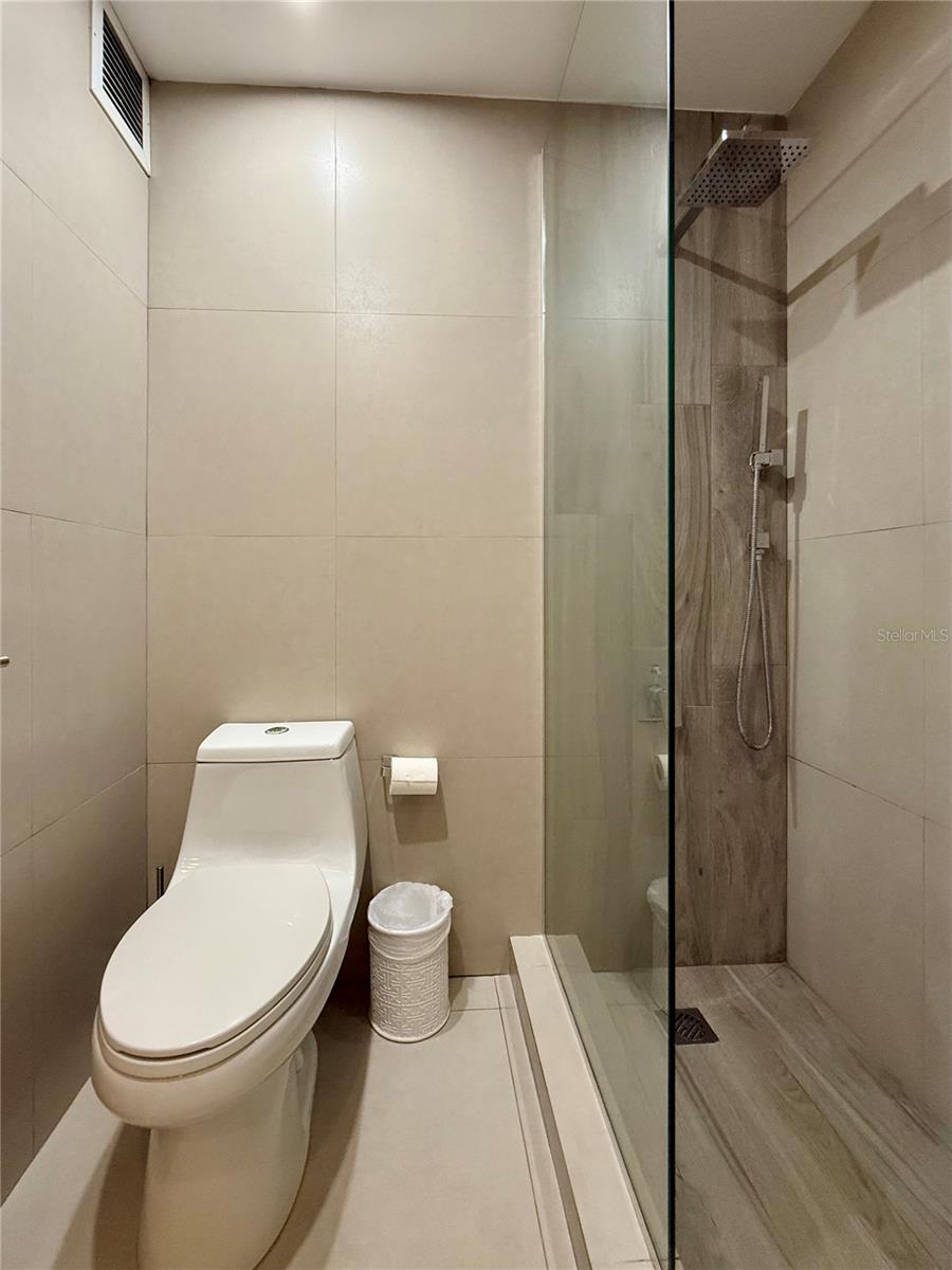 229 Carretera #2 #9 Property Photo 12