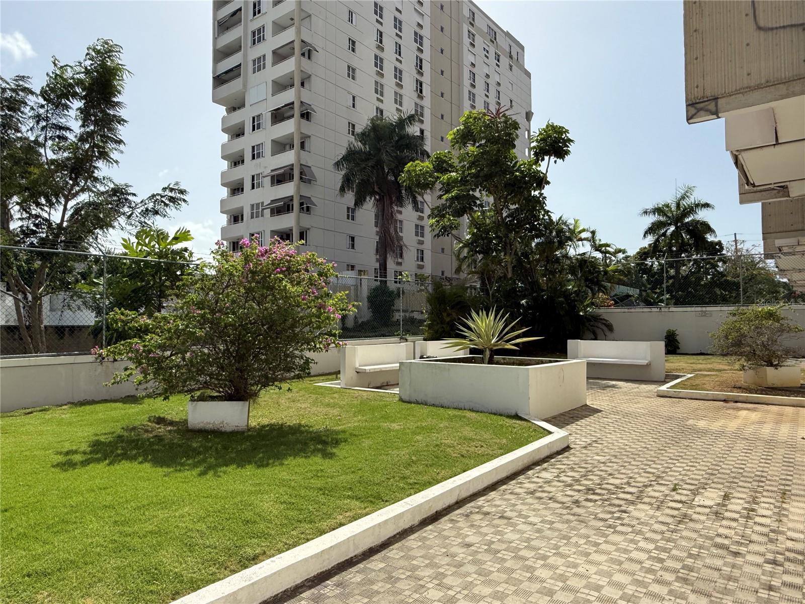 229 Carretera #2 #9 Property Photo 19