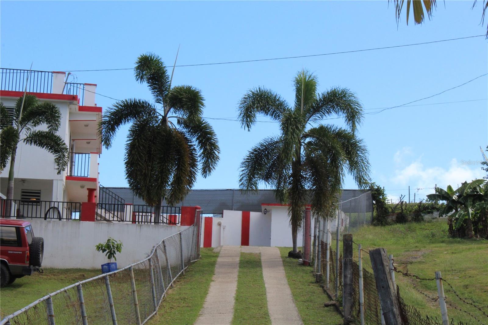 689-a Sandczar Property Photo 4