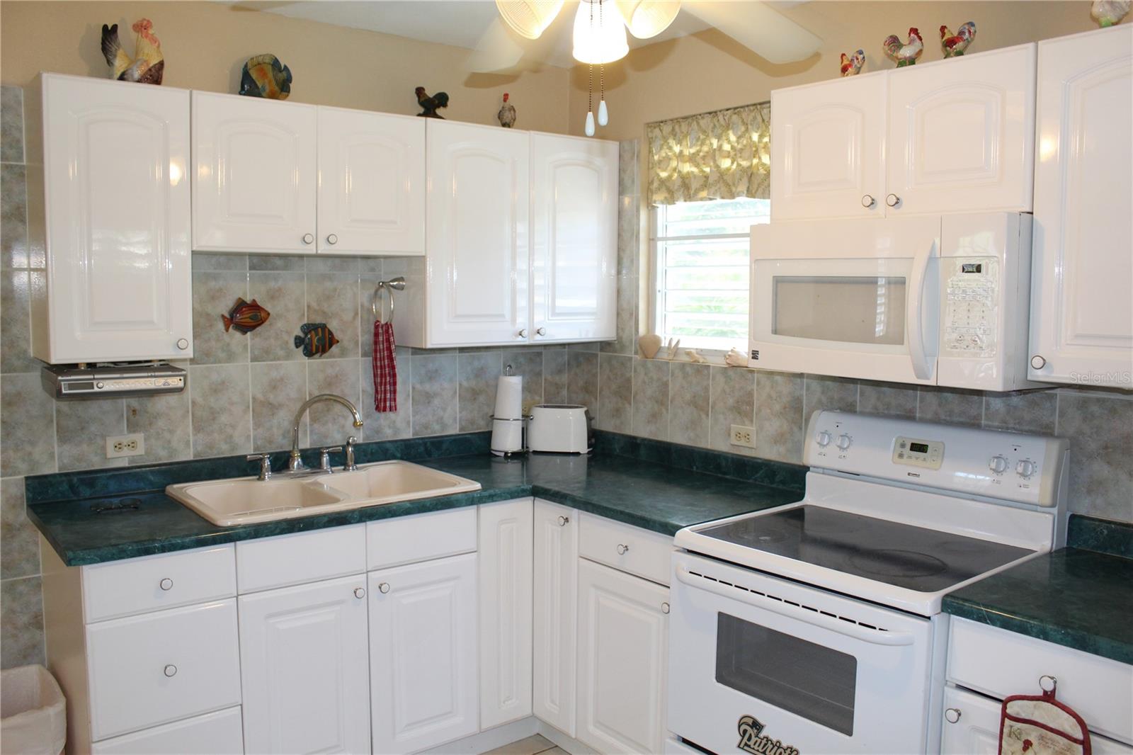 689-a Sandczar Property Photo 17