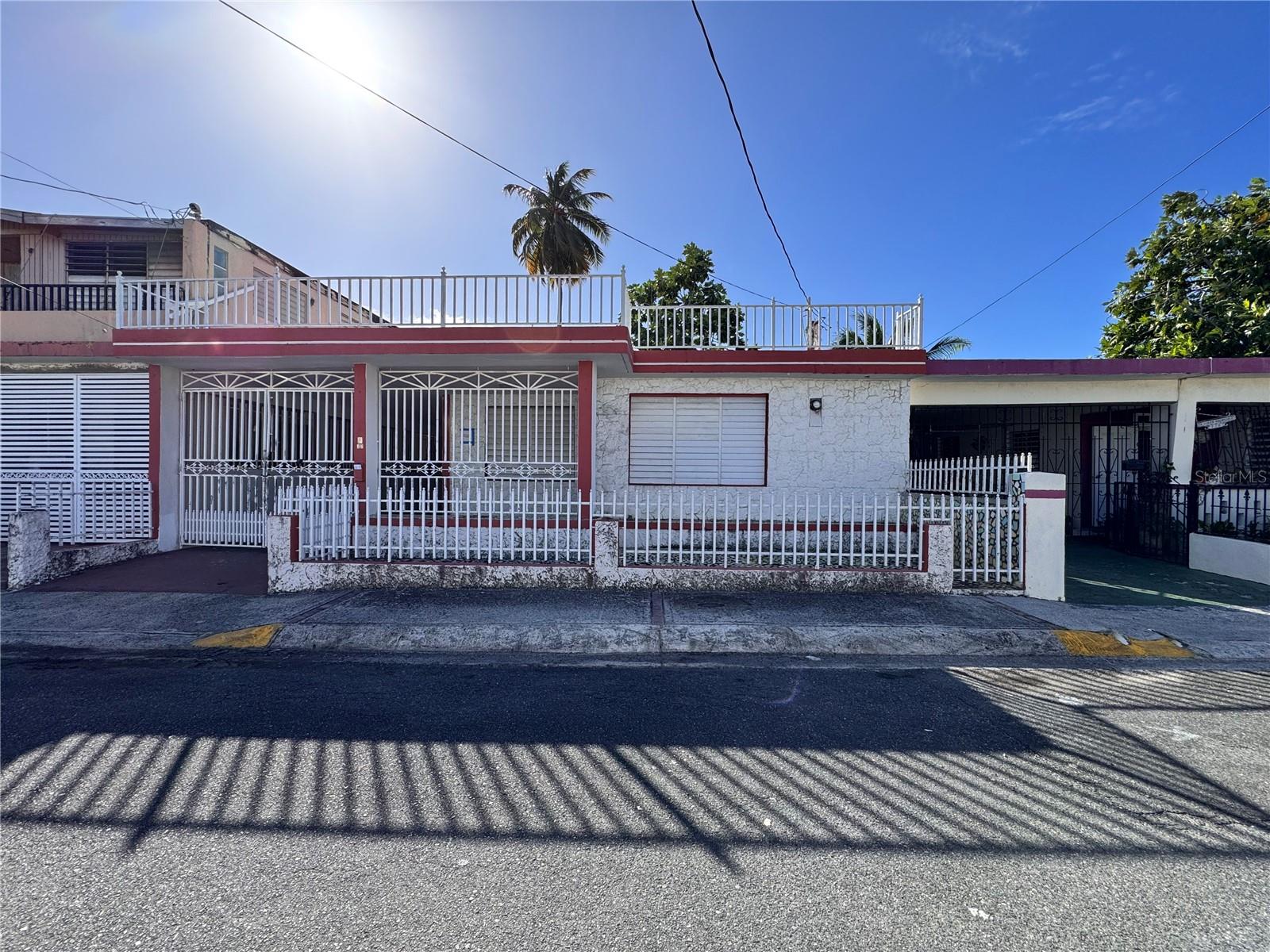 P2500k Eduardo Saldaña, Calle Caoba #f-27 Property Photo