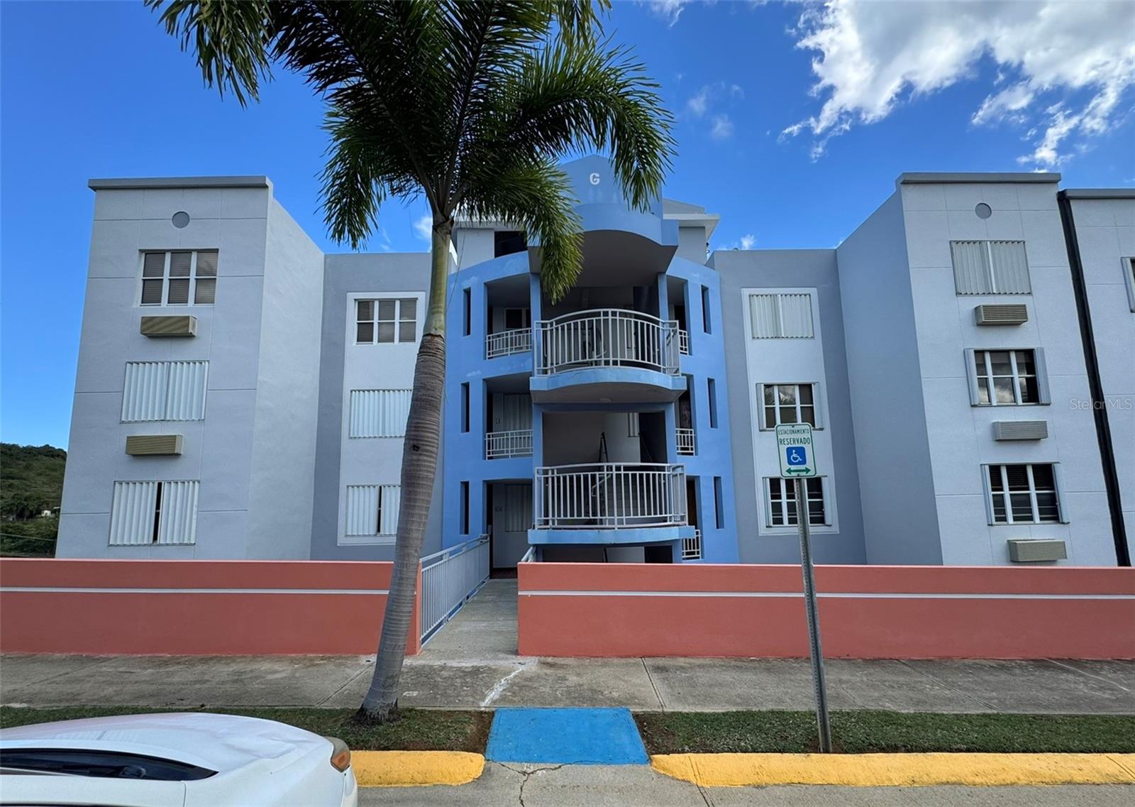 Calle Segundo Cond. La Costa #g-4 Property Photo