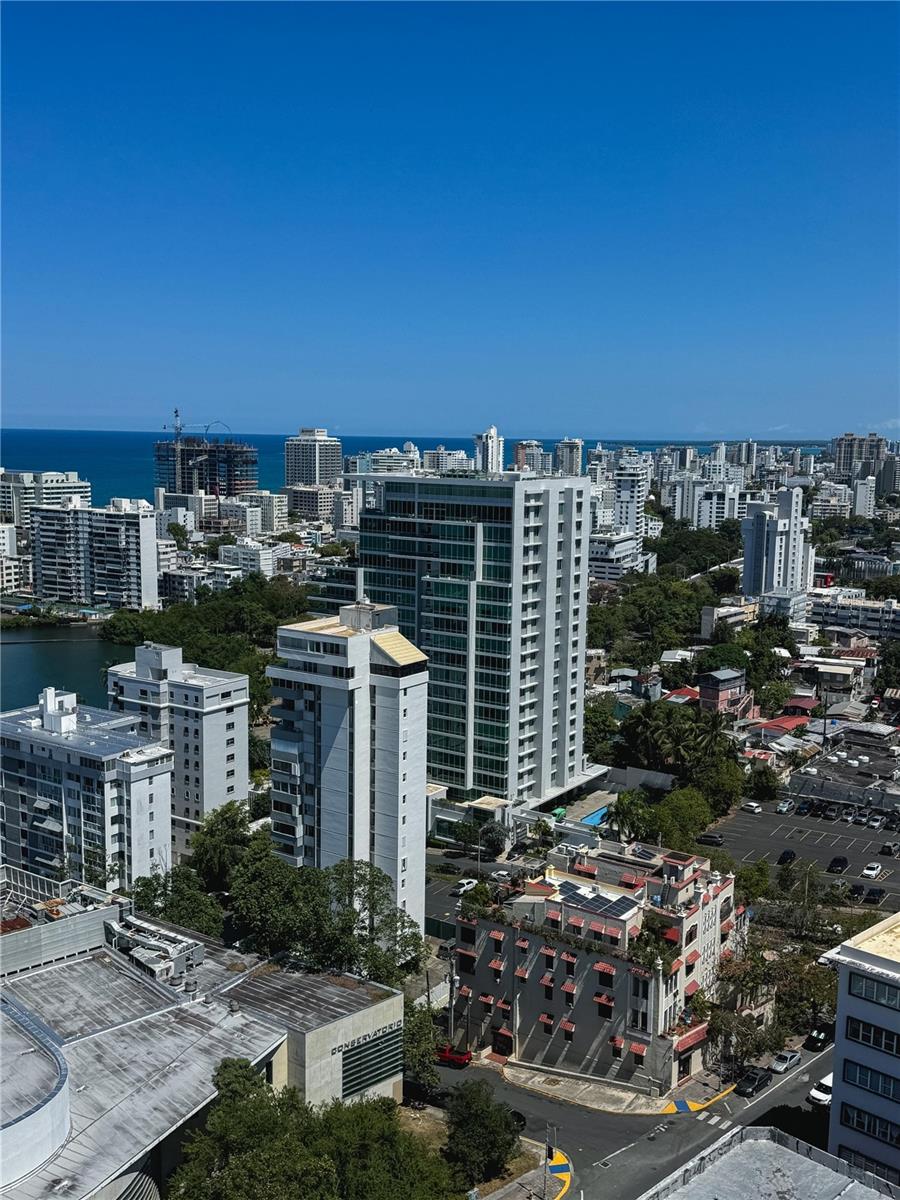 954 Miramar Plaza Condominium Ponce De Leon Ave. #22-d Property Photo
