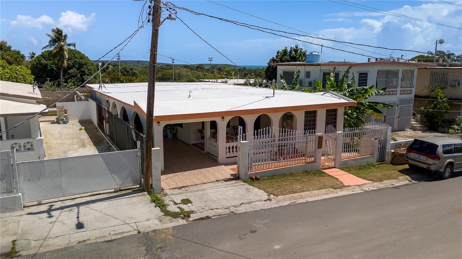 320 Tintillos Property Photo