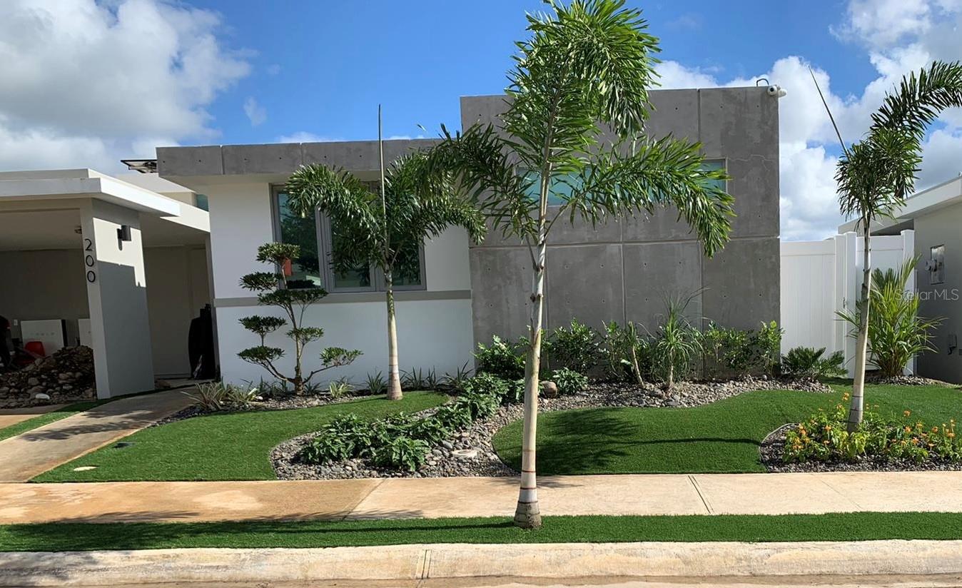 200 Montecielo Property Photo