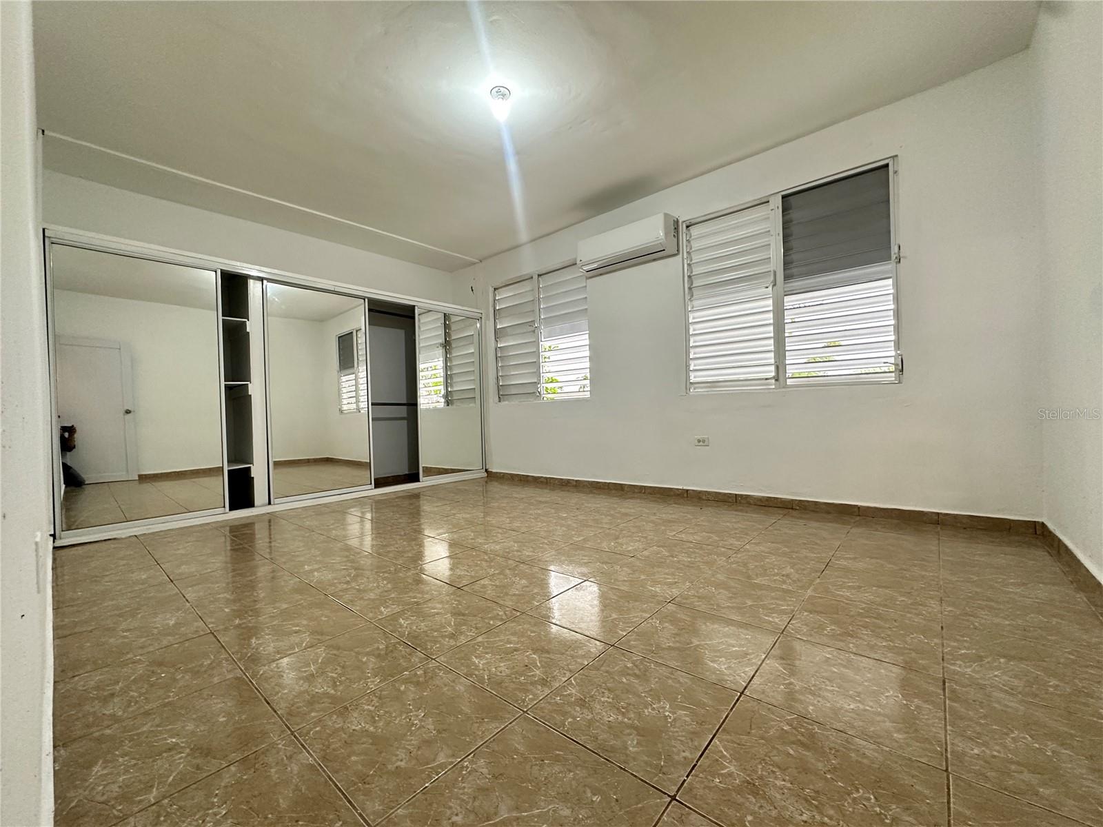Bo Rocha Sector Lasalle Property Photo 5